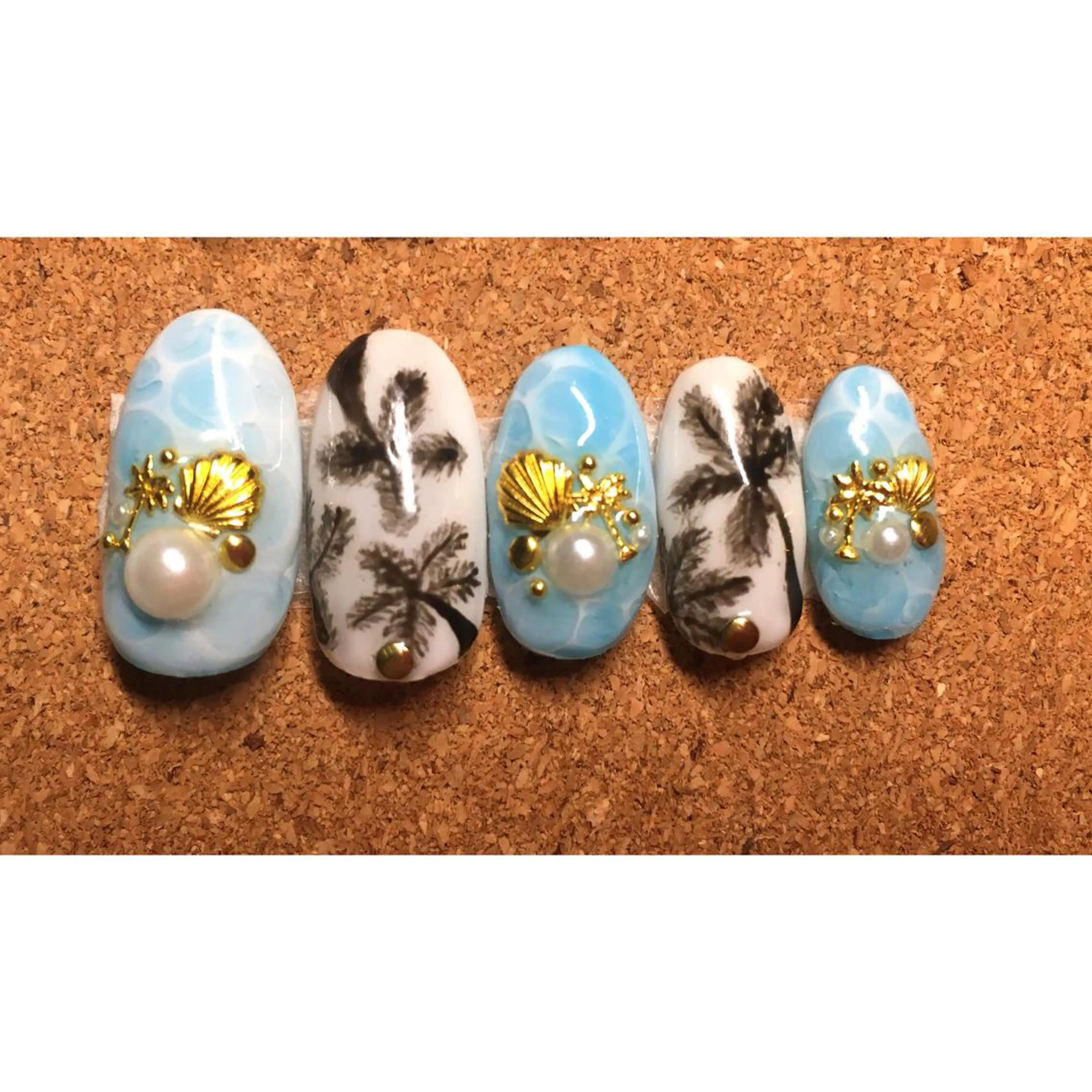 ネイル 宮本 百合子のネイルデザイン