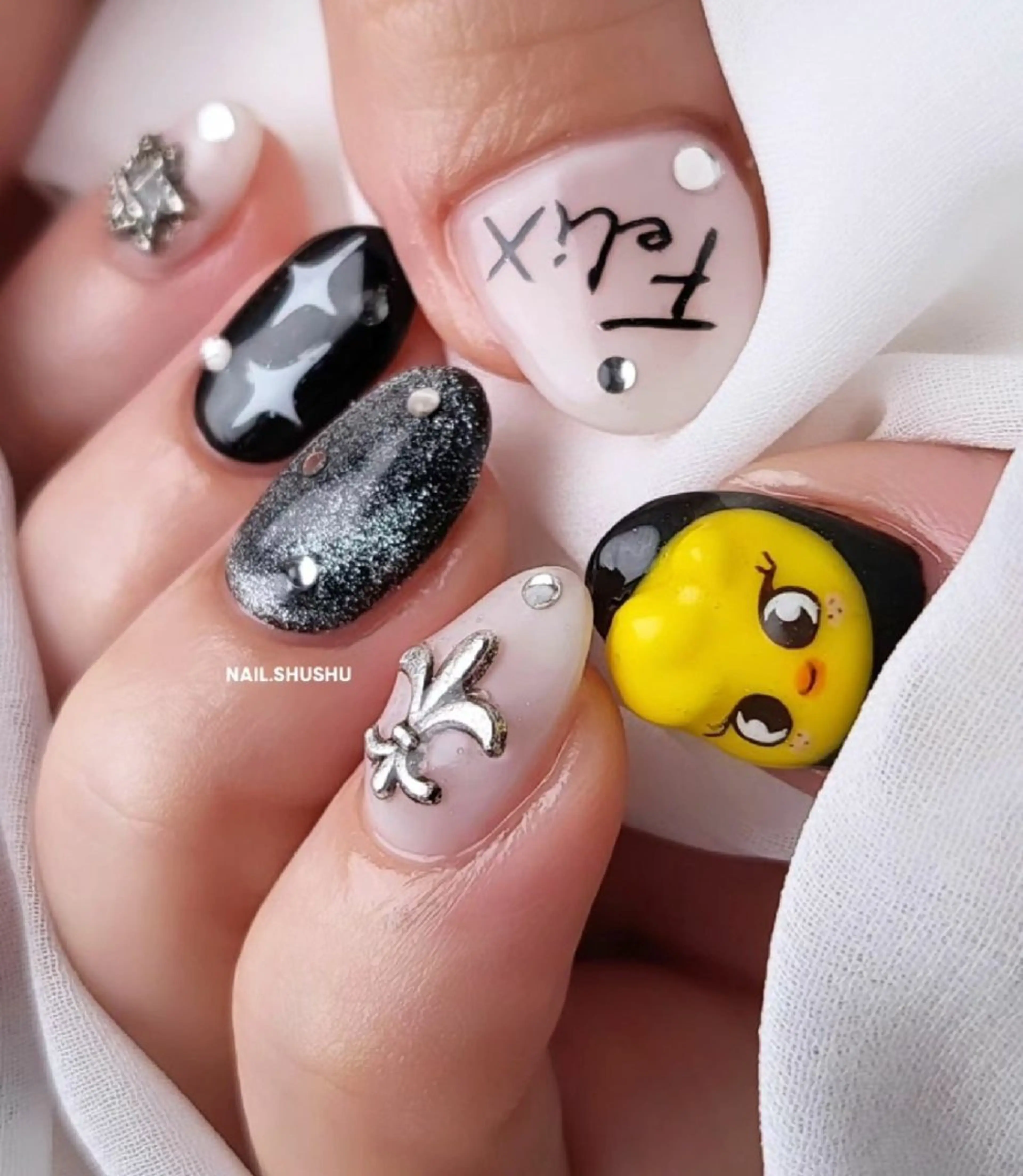 ネイル 持ち込み ニュアンスネイル ワンカラーネイル シンプルネイル ハンドネイル 3dパーツ/流行り 👧shushu❤️のネイルデザイン