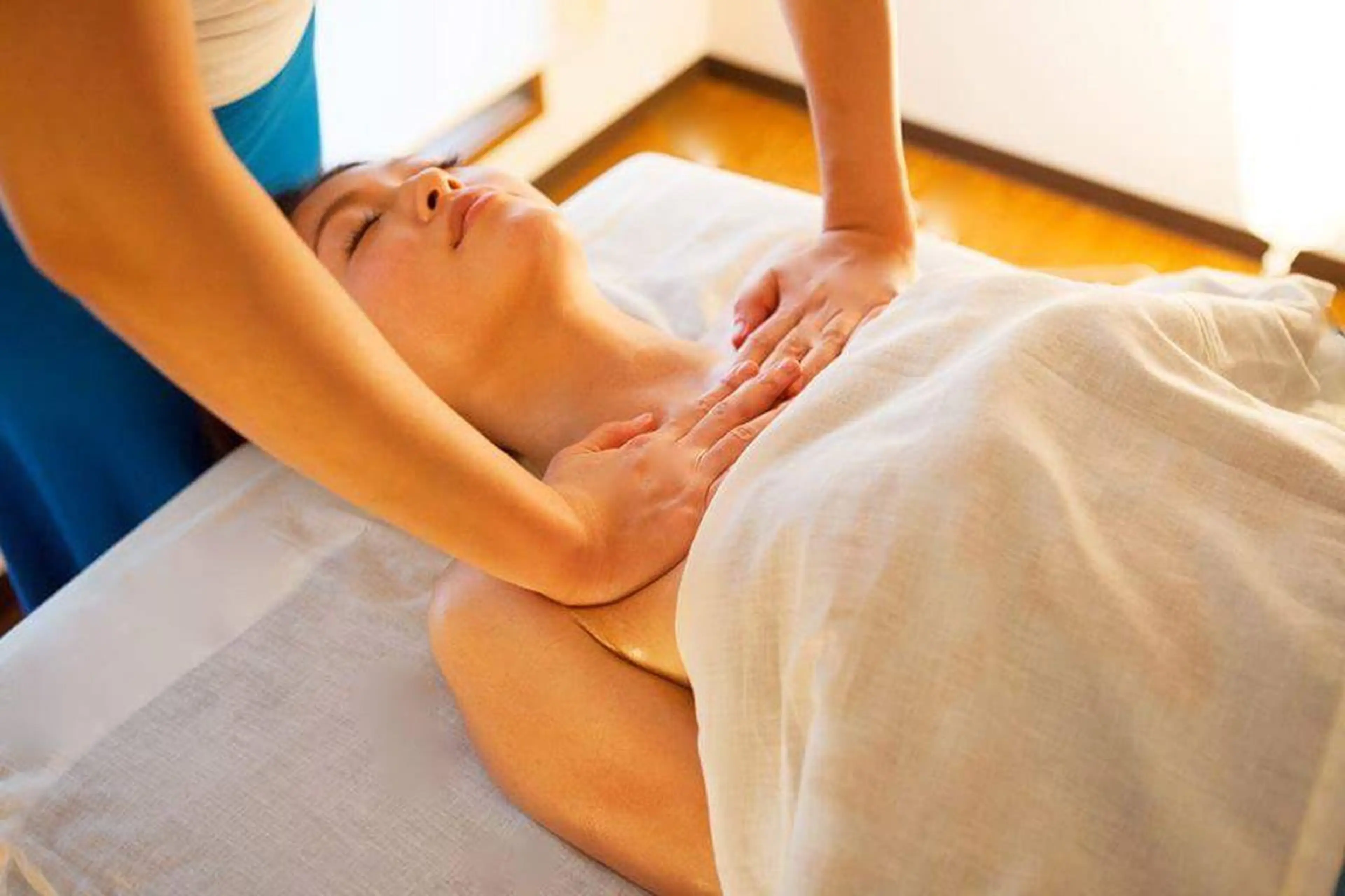 ハワイアンロミロミ150分【全身疲労回復,自律神経◎リフレクソロジー付き】の写真