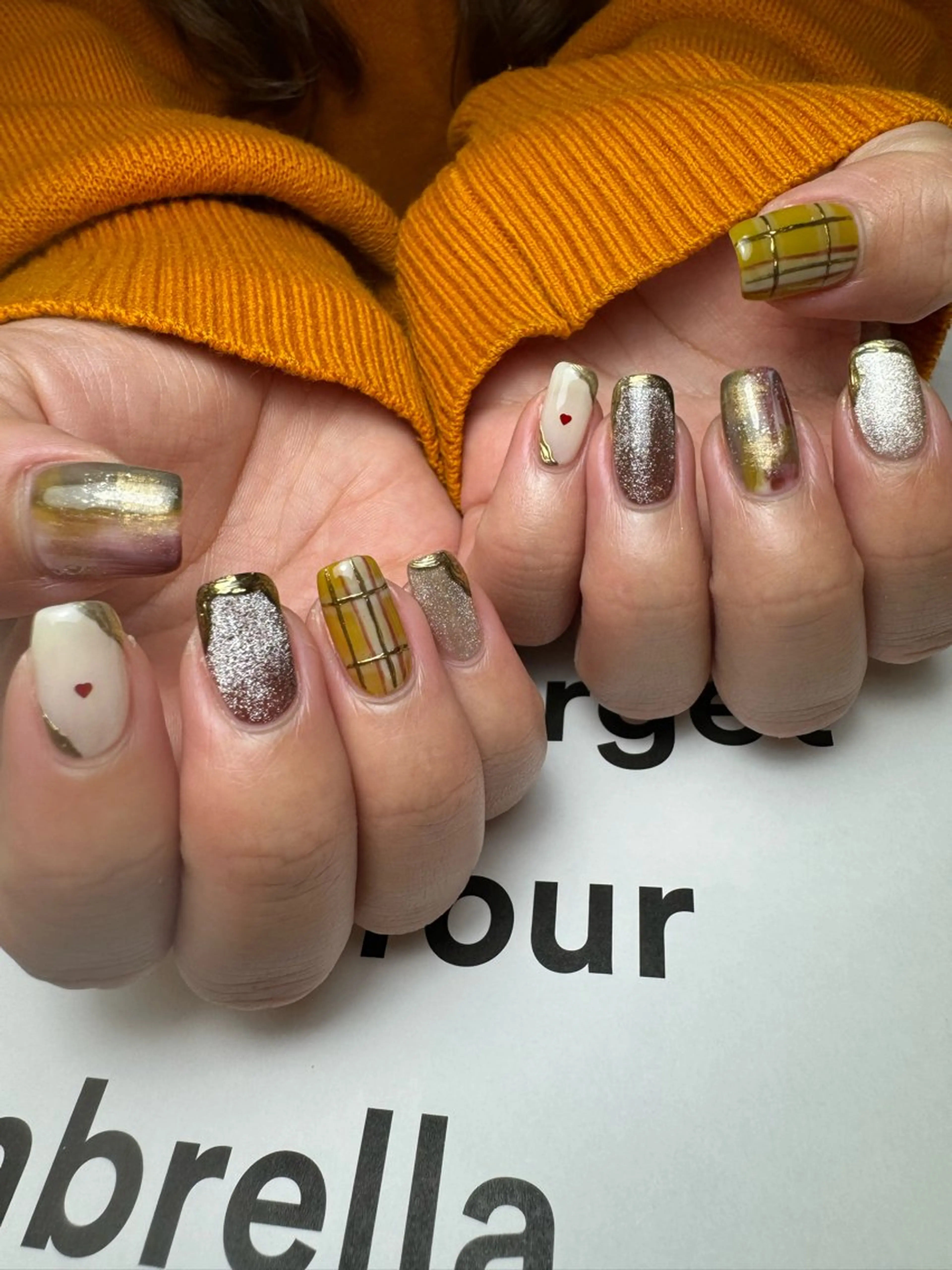 ネイル マグネットネイル ミラーネイル ニュアンスネイル ハンドネイル 白日-hakubi nail-のネイルデザイン