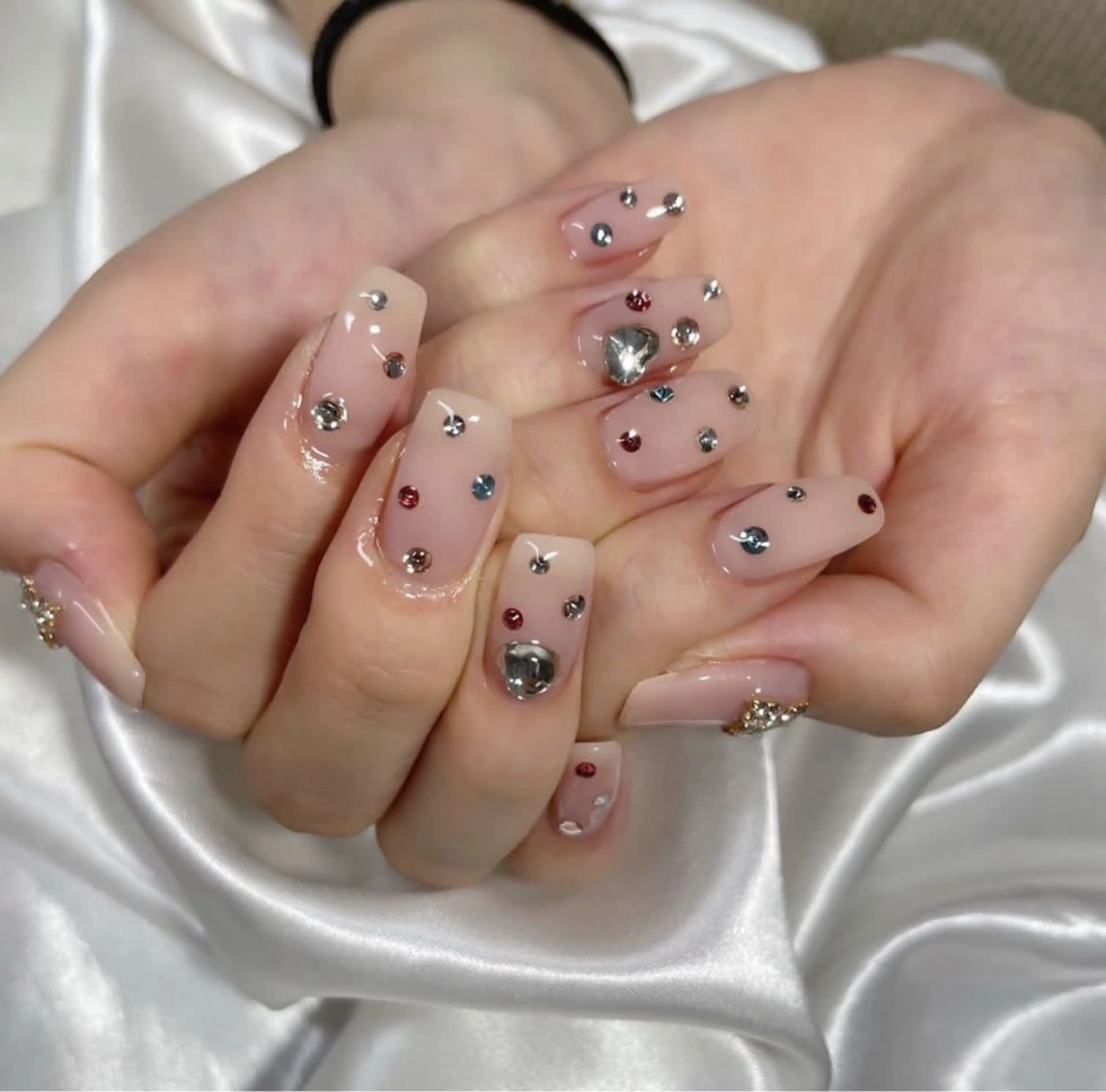 ネイル Lee Nailsのネイルデザイン