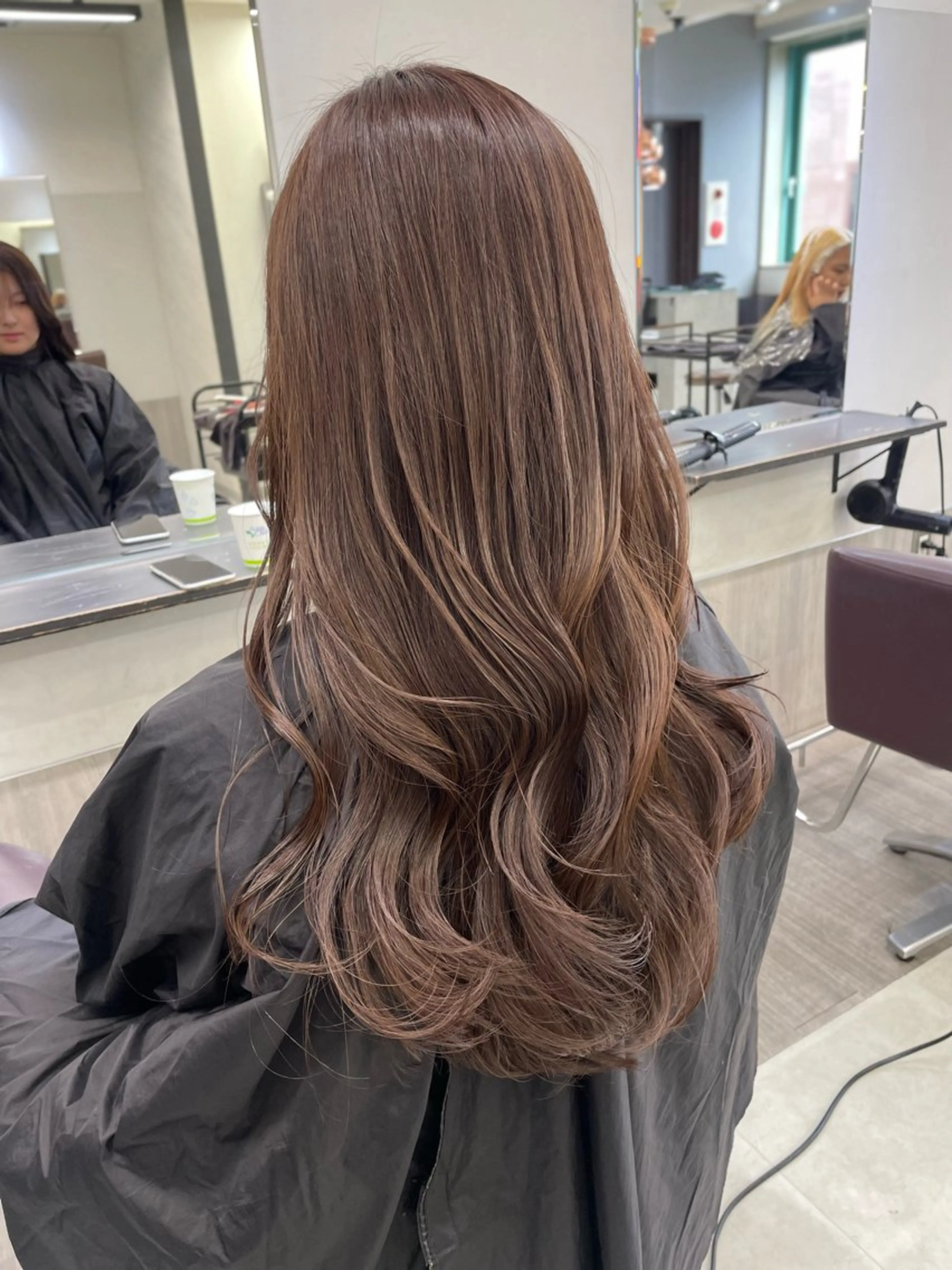 ロング カラー レイヤーカット AIRI layer cut hairのヘアスタイル