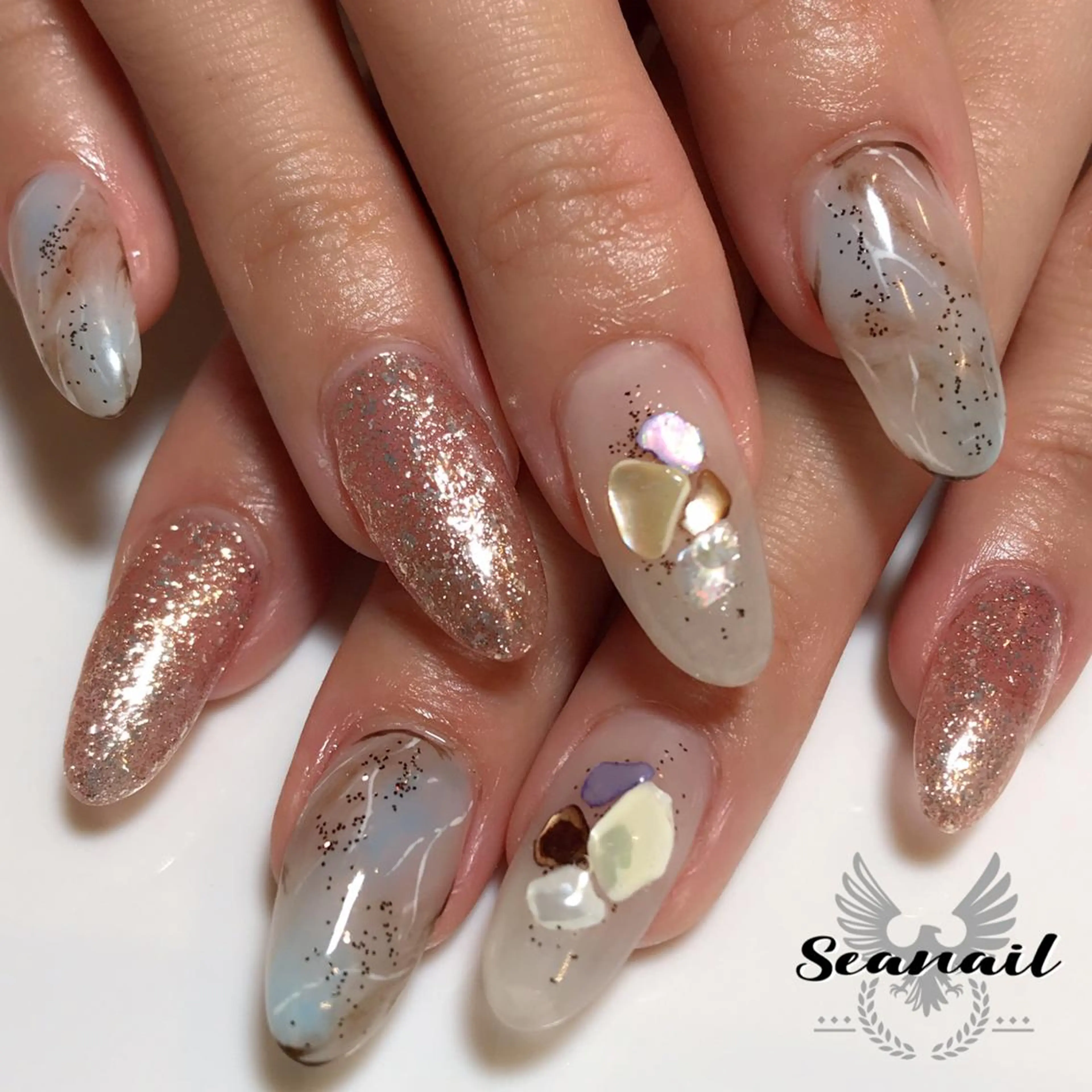 ネイル 小尾 栞のネイルデザイン