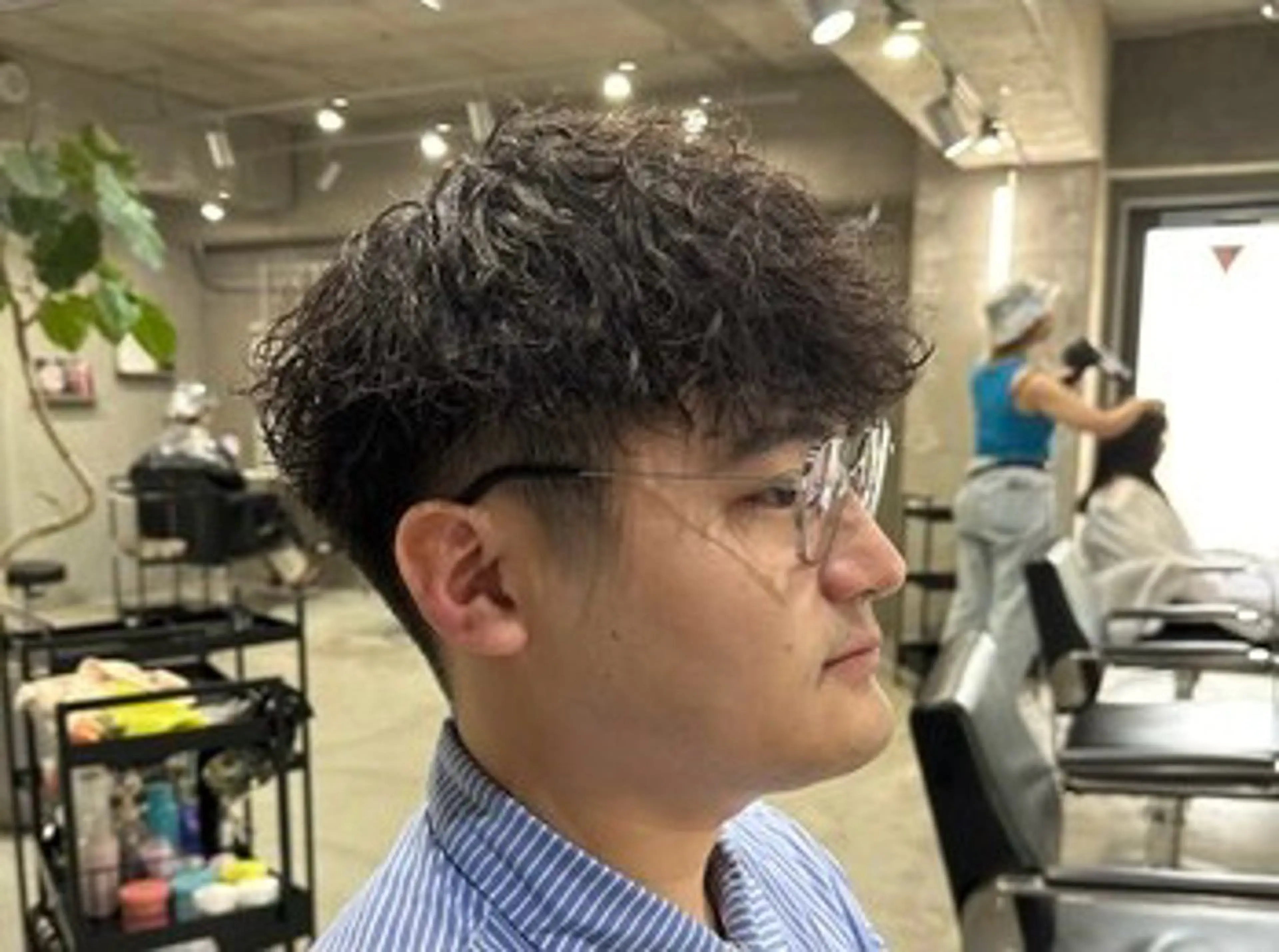 ショート パーマ メンズ メンズパーマ ツイストスパイラルパーマ スパイラルパーマ メンズパーマ✨️村越 雄斗のヘアスタイル