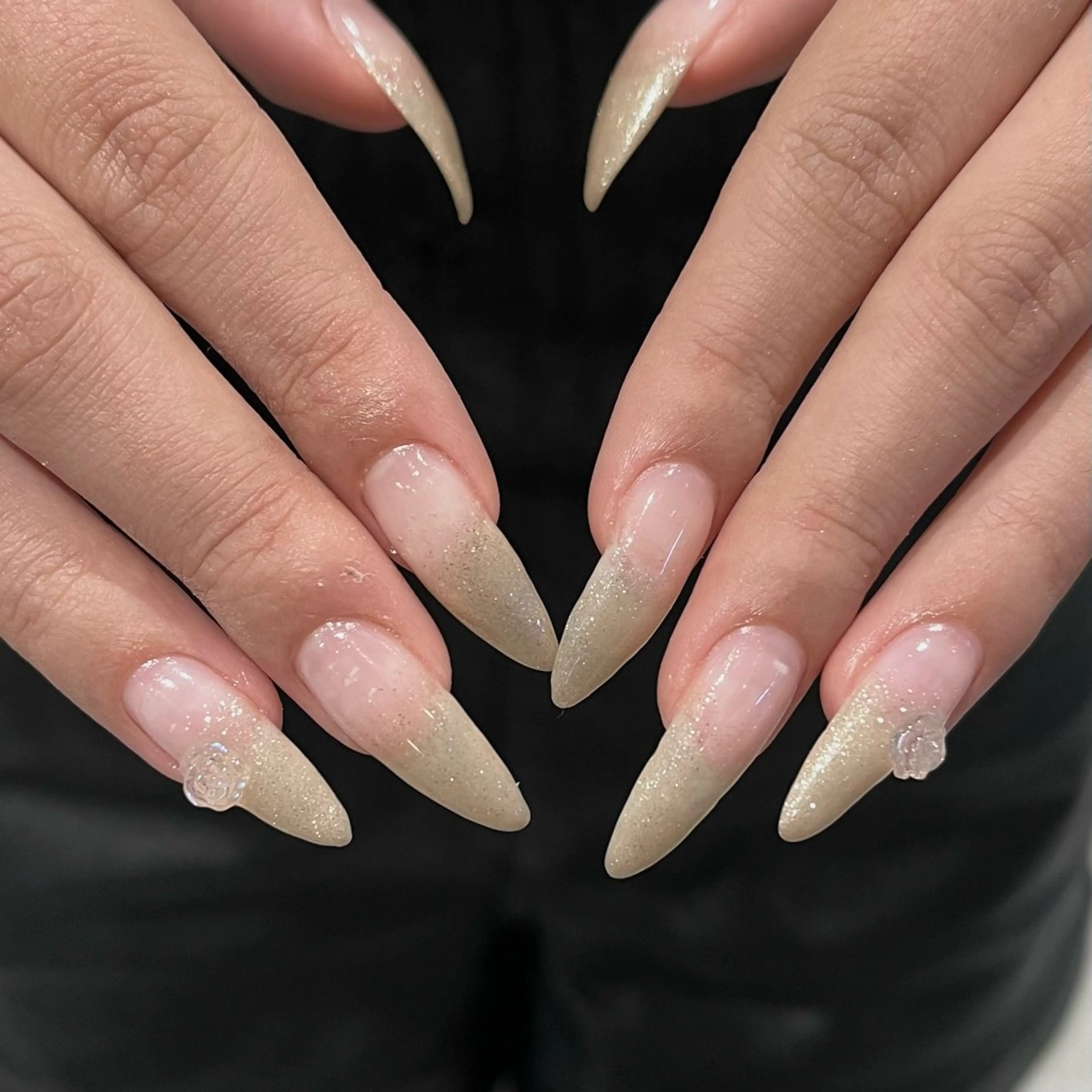 ネイル VENUSBELT reiのネイルデザイン