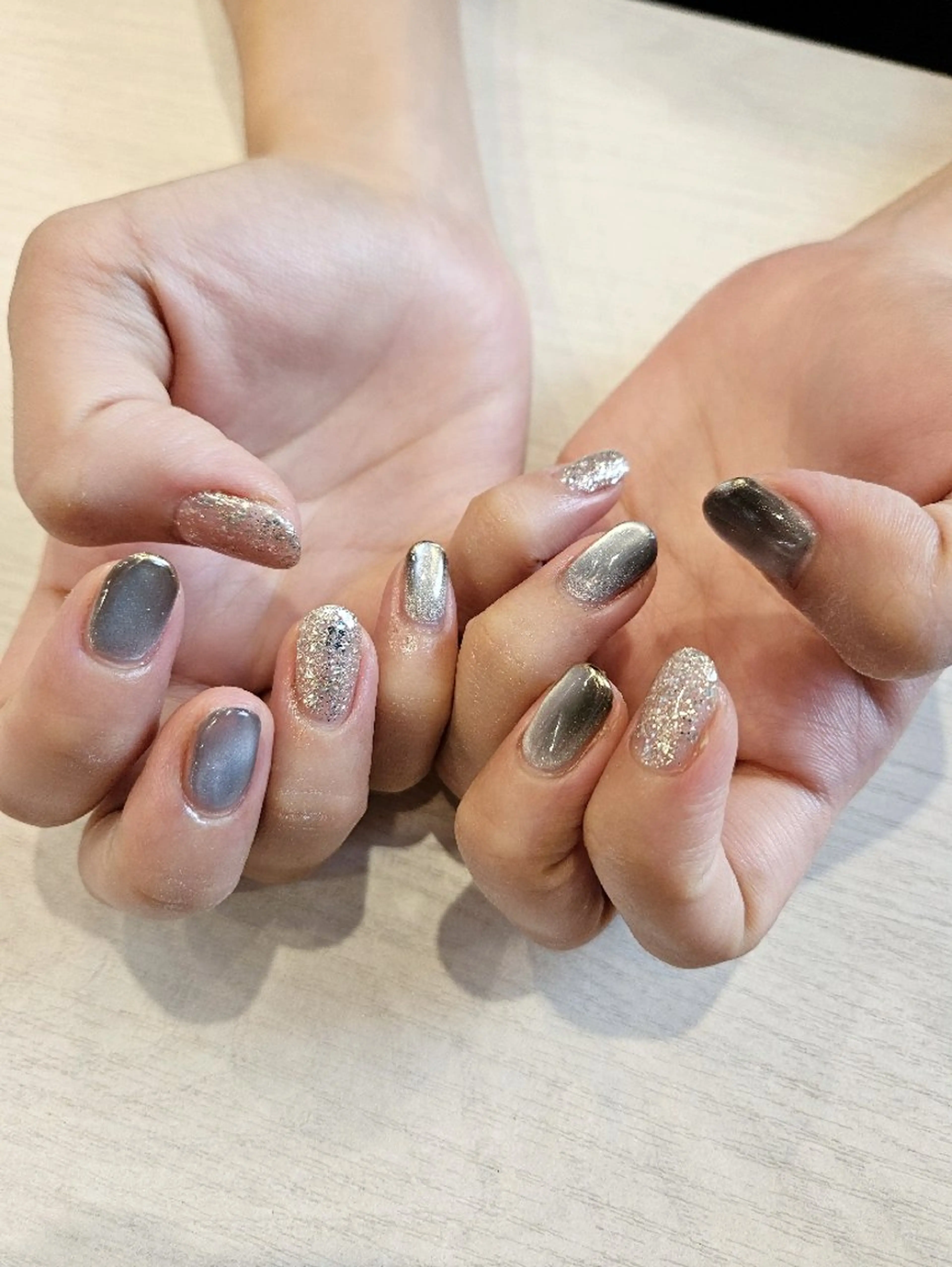 ネイル ハンドネイル 関口 友菜のヘアスタイル