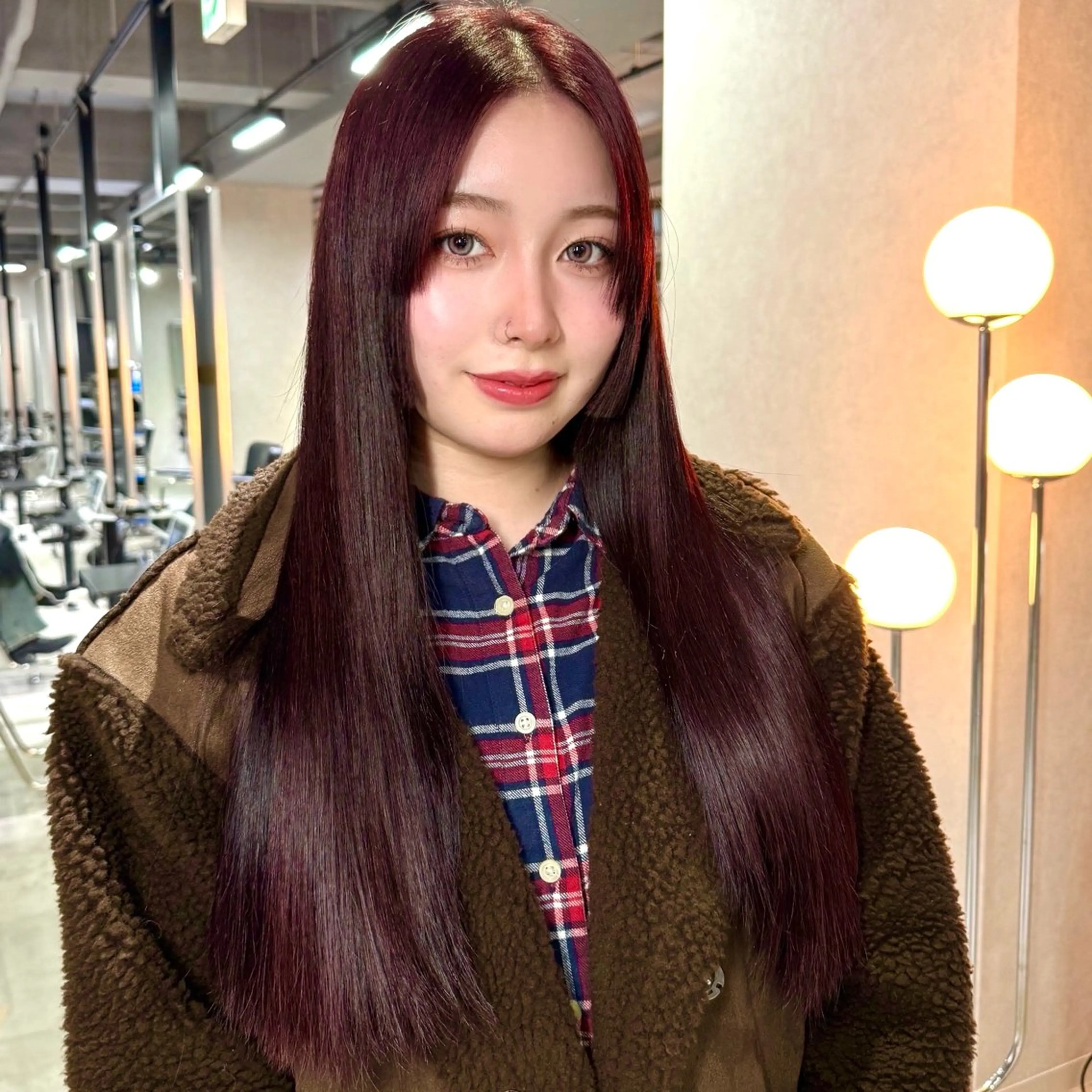 ロング カラー ブリーチ ダブルカラー ブリーチなしカラー レッドカラー 🎀ミルクティー/暖 色×レイヤー/マリアのヘアスタイル