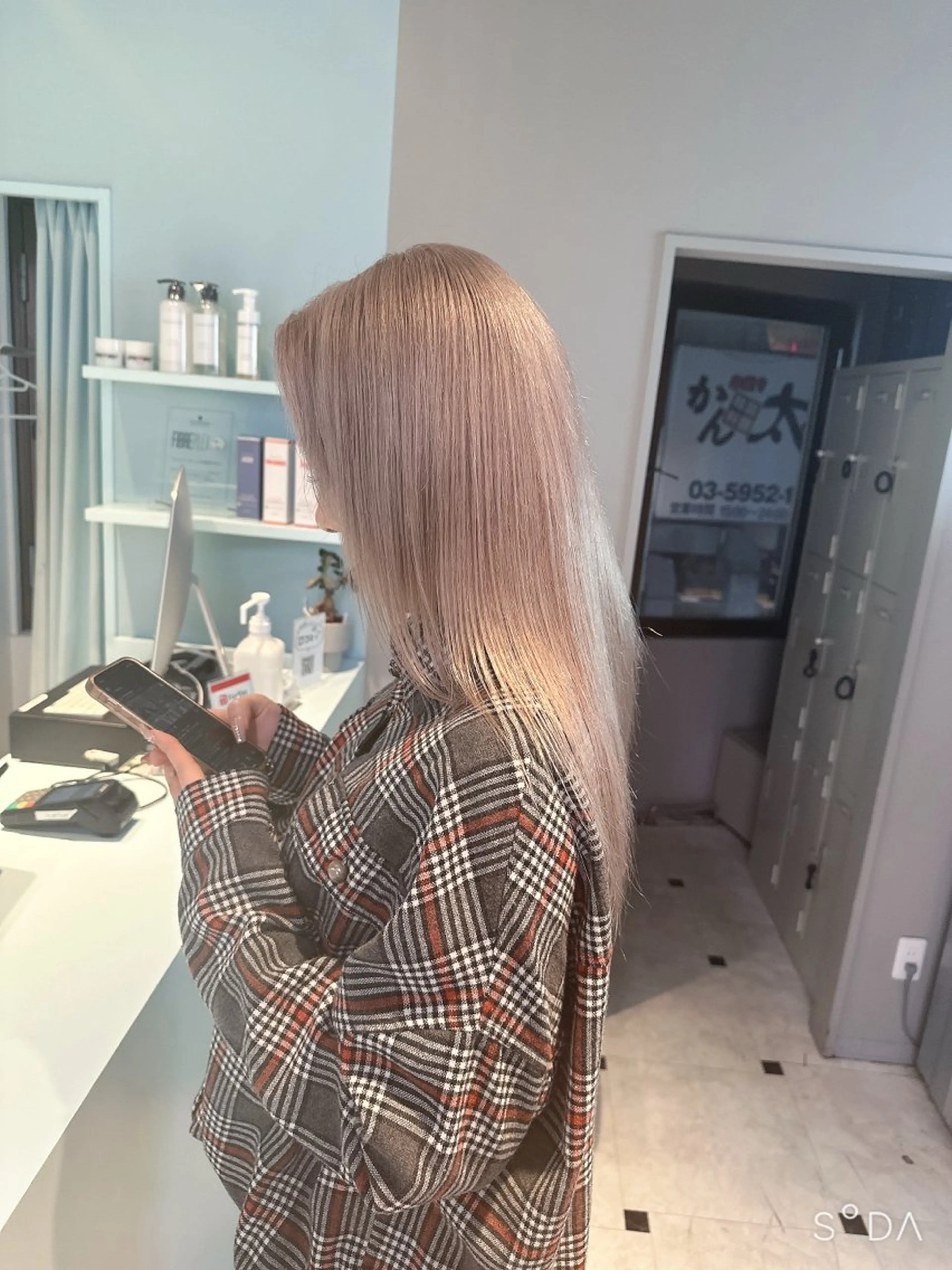 ロング カラー ハイトーン/韓国 レイヤー/るか🎀のヘアスタイル