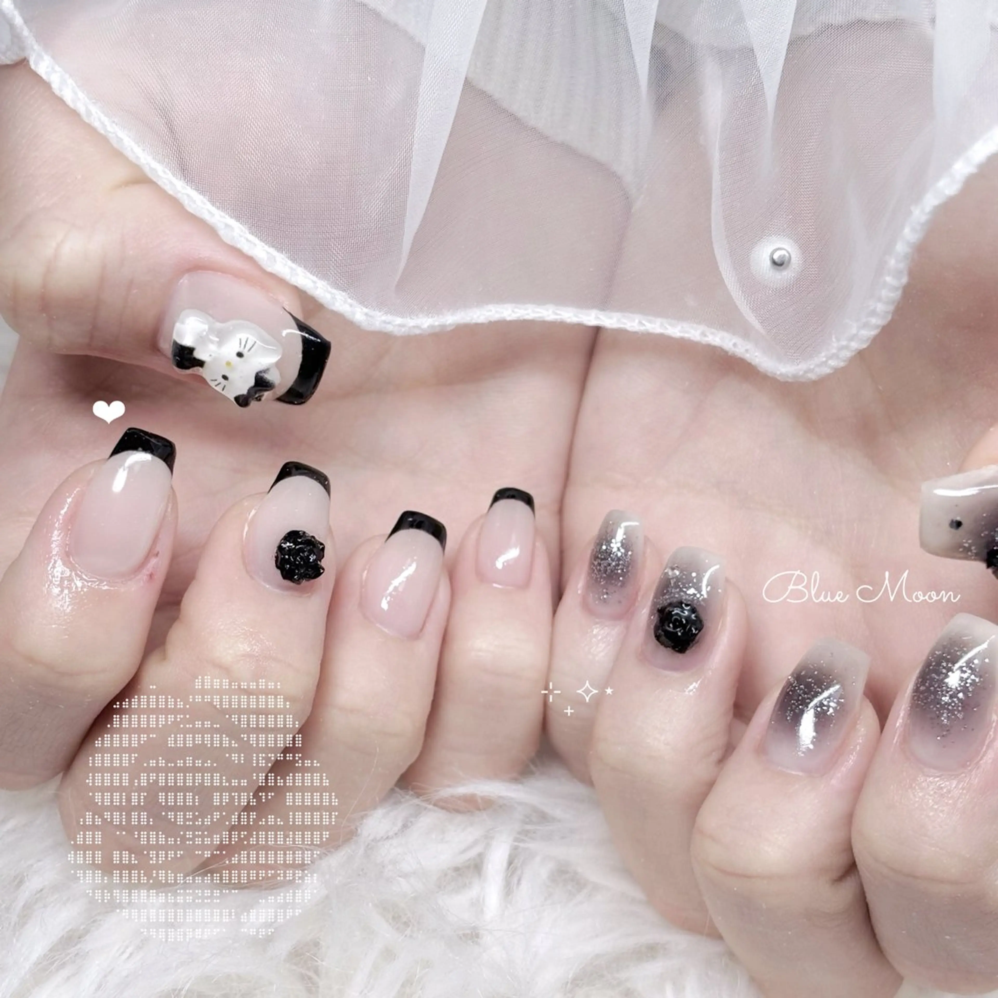 ネイル ハンドネイル フットネイル ハンドケア nail salon Blue Moonのネイルデザイン