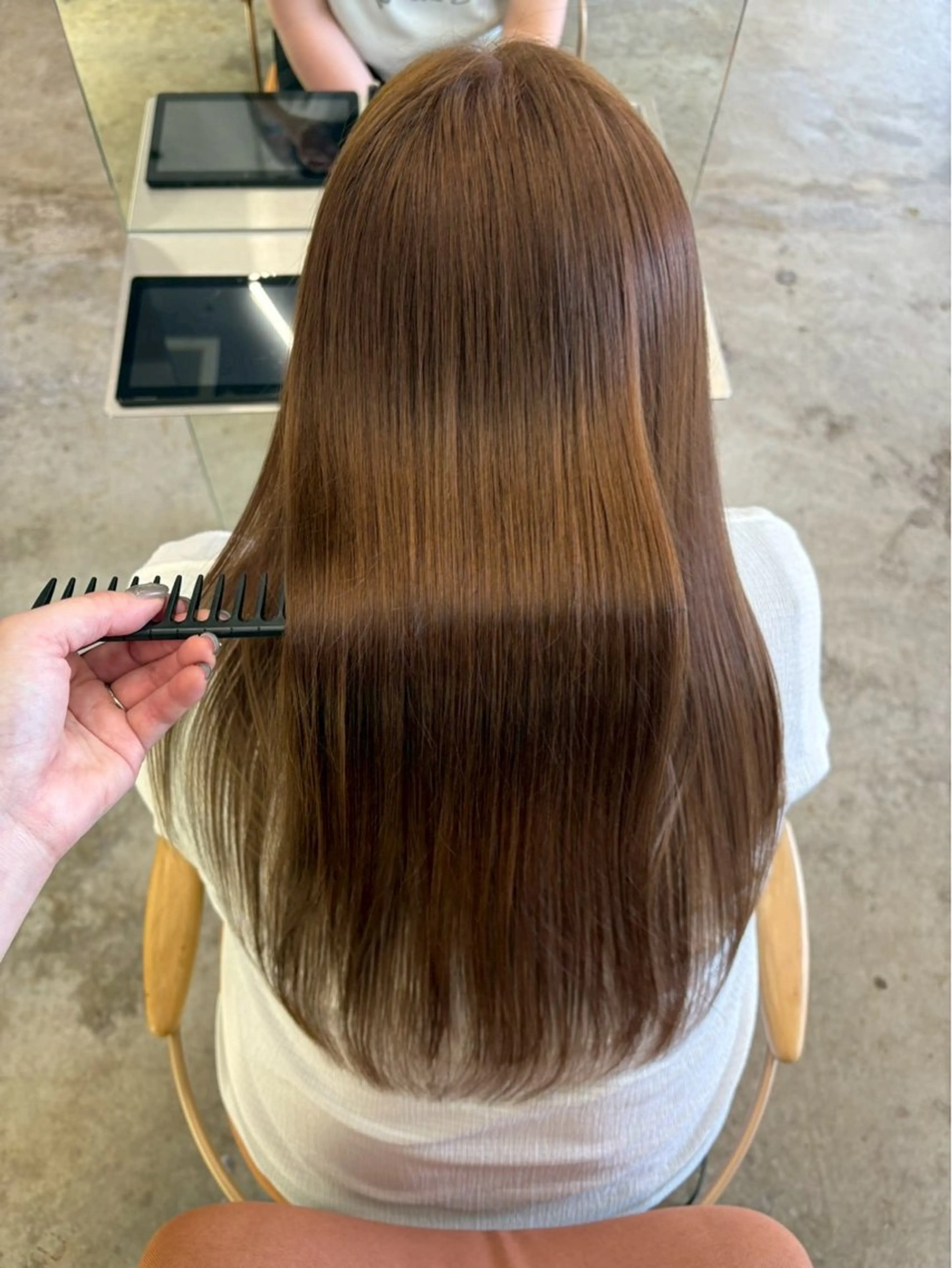 セミロング カット 縮毛矯正 LOMARLIE 岡山HANAのヘアスタイル