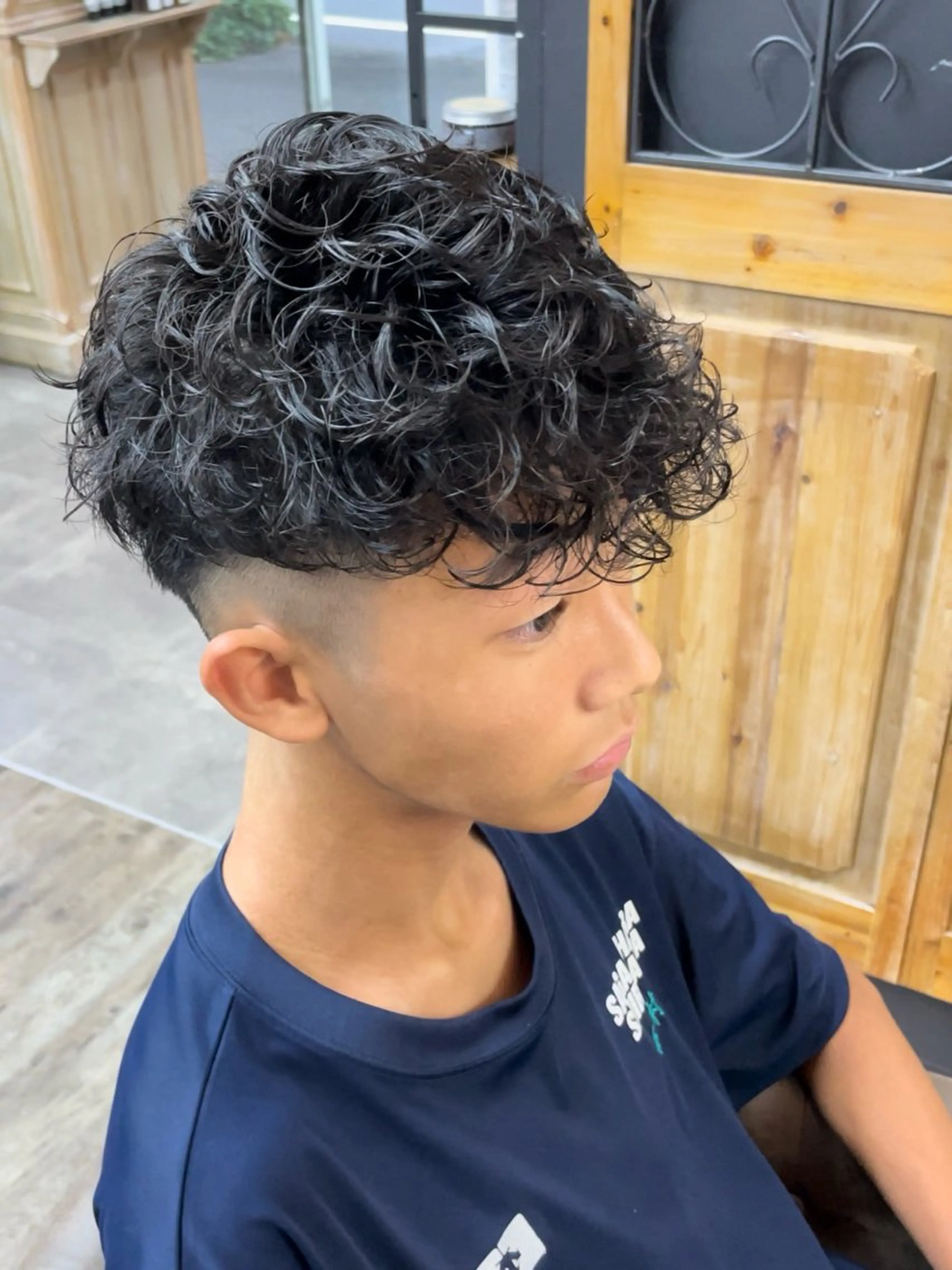 ショート パーマ メンズ カット パーマ トリートメント 💇🏻‍♂️パーマ ニキ✨本田龍斗のヘアスタイル