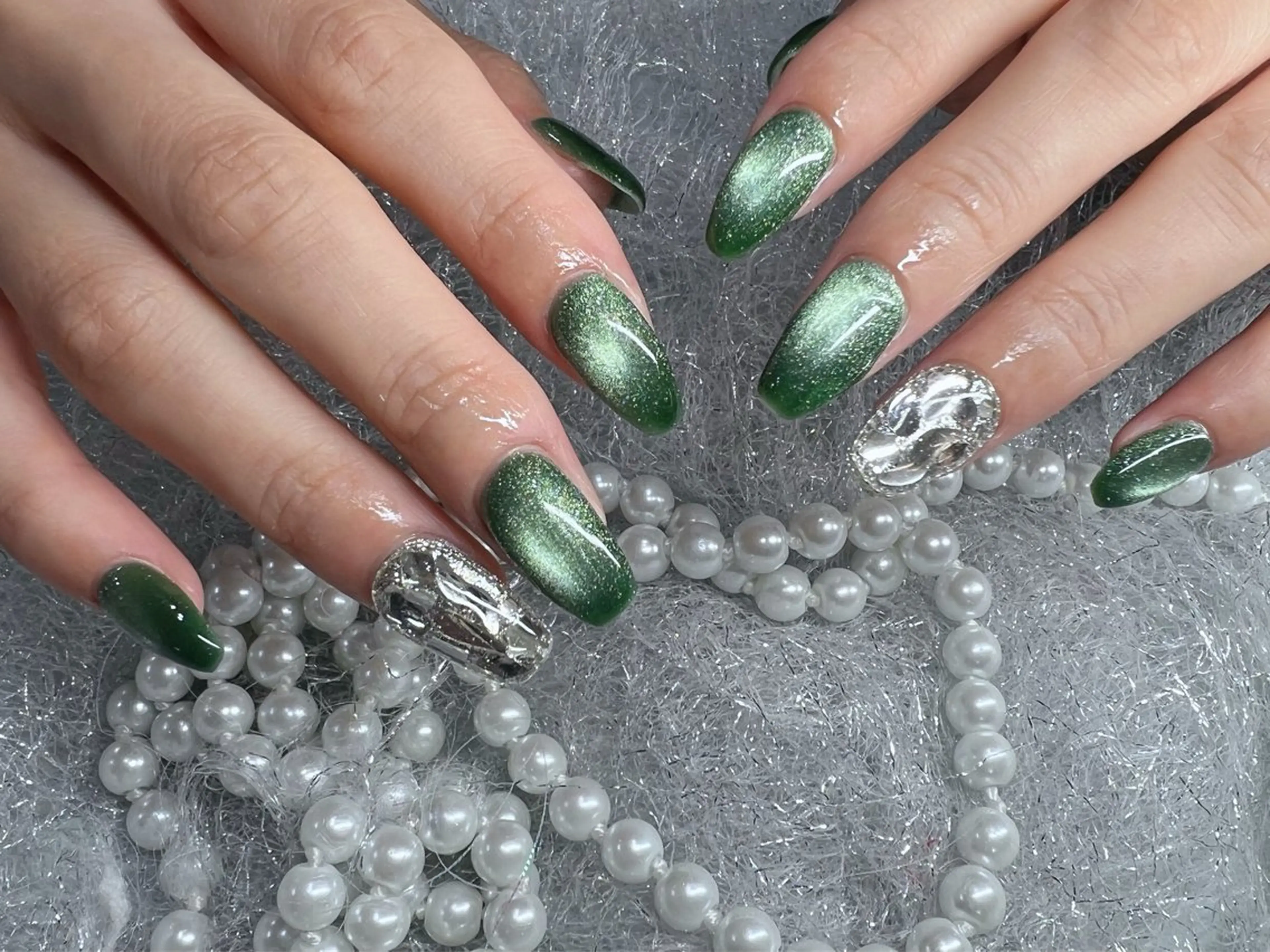 カラー ハンドネイル More Glam 池袋東口店のネイルデザイン