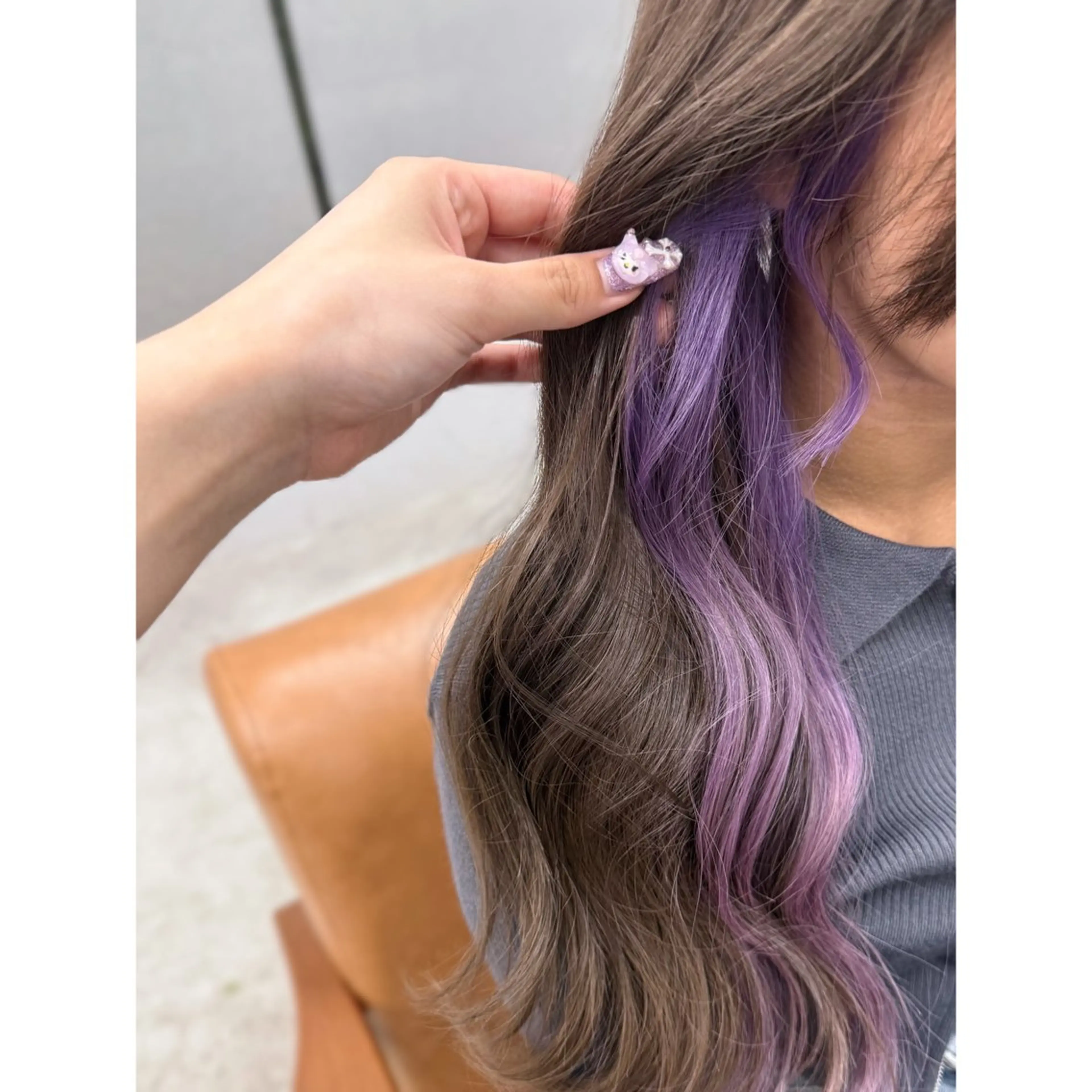 ロング カラー ヘアカラー 佐藤 歩菜のヘアスタイル