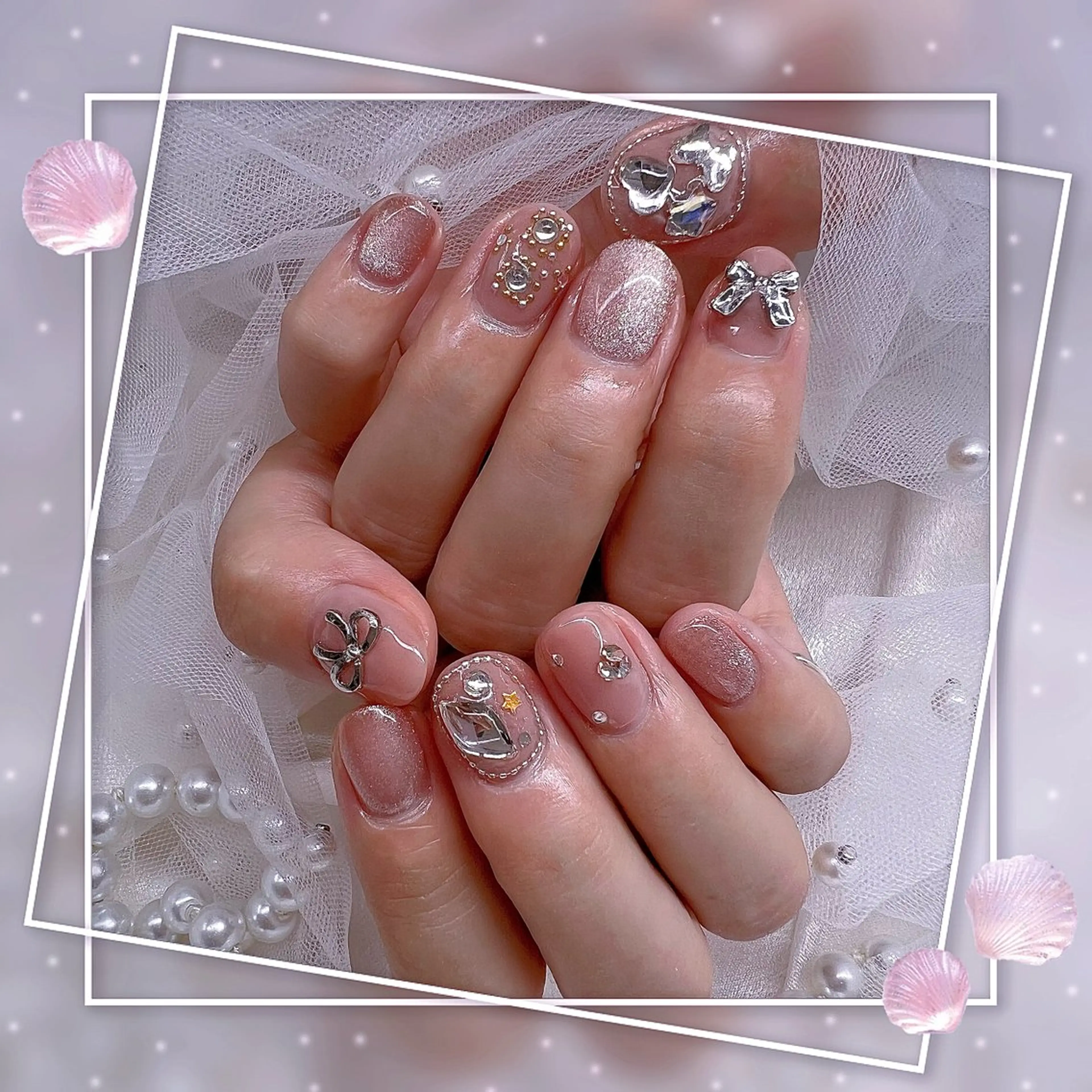 ネイル チークネイル フレンチネイル グラデーション マグネットネイル マグネットフレンチ ハンドネイル Chill Nailsalonのネイルデザイン