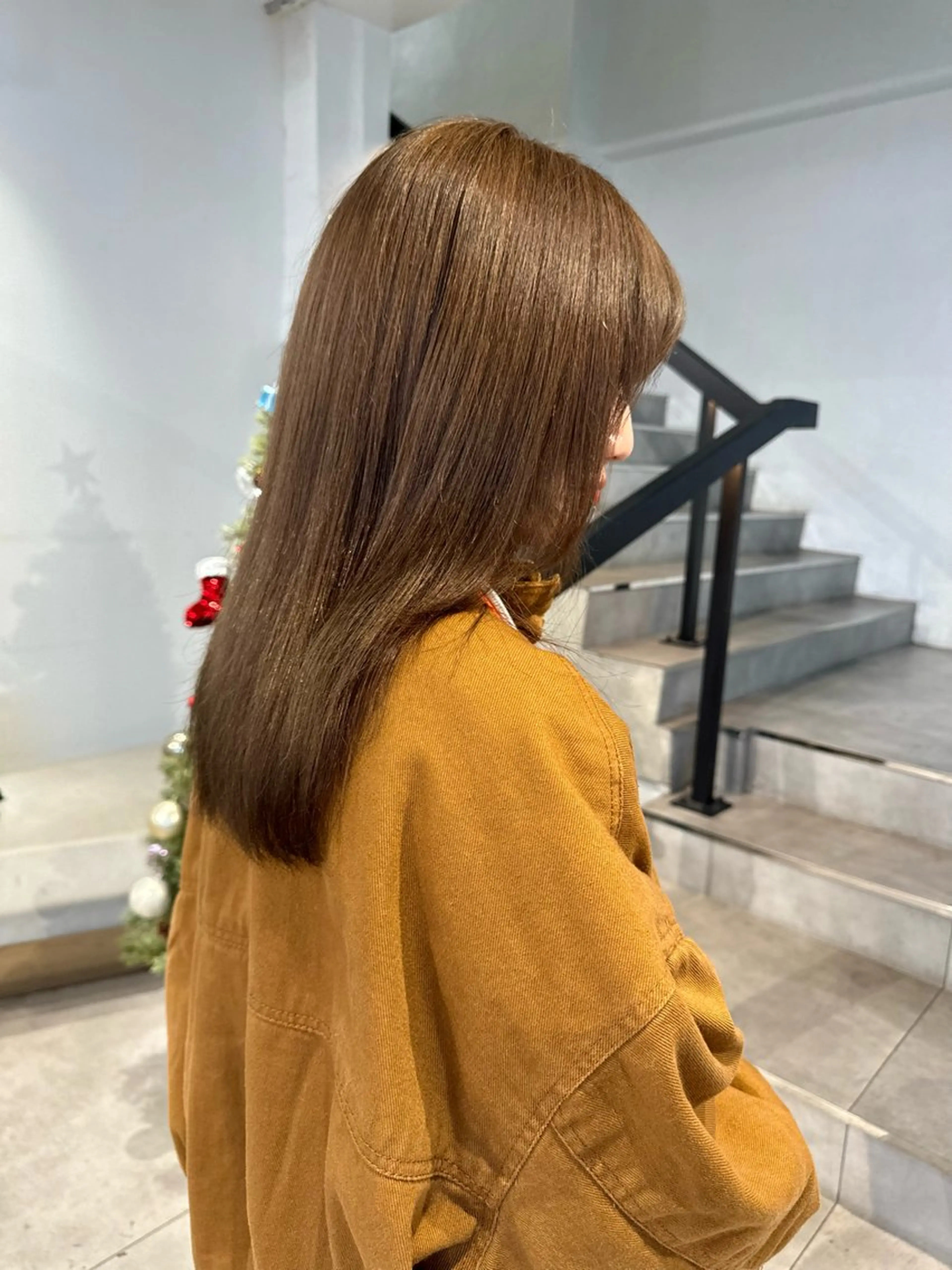 セミロング カラー ベージュカラー ミルクティーベージュ 顔周りカット/透明感 カラー✂️MEIのヘアスタイル
