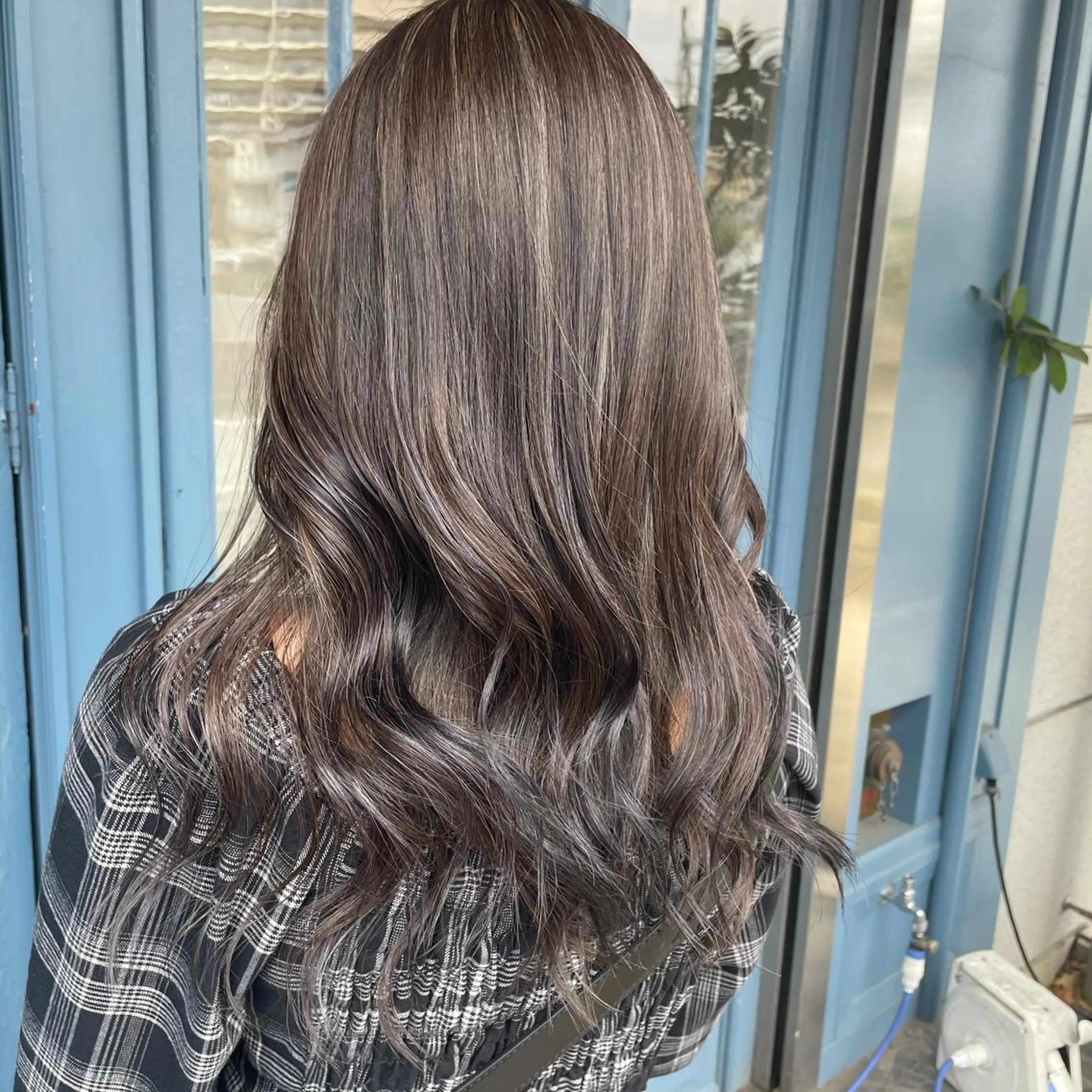 セミロング ヘアカラー トリートメント 齋藤 樹里のヘアスタイル