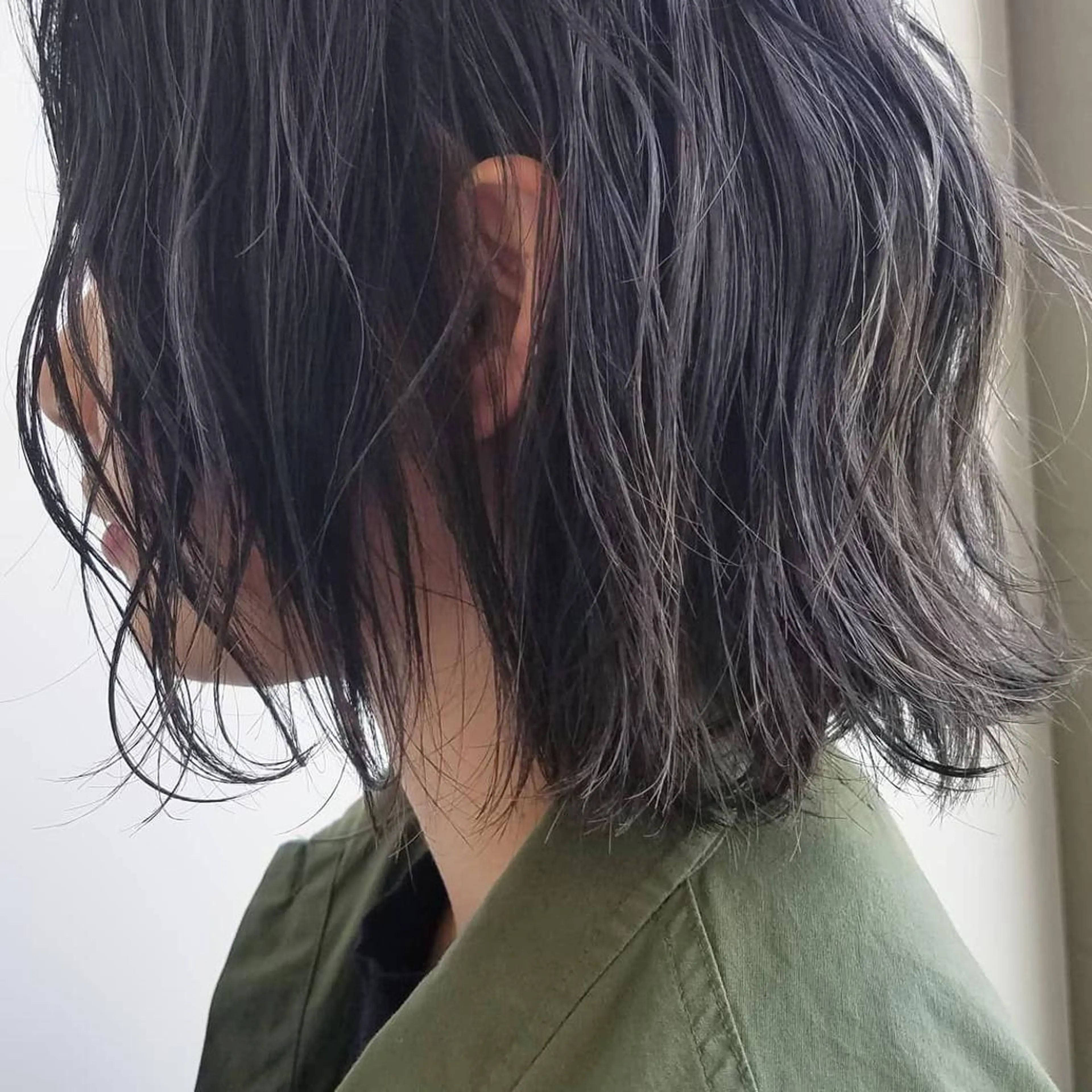 ショート カラー グレージュ 外ハネヘア カット トリートメント Beach private salon所属・Beach 代表 KENTAのヘアスタイル