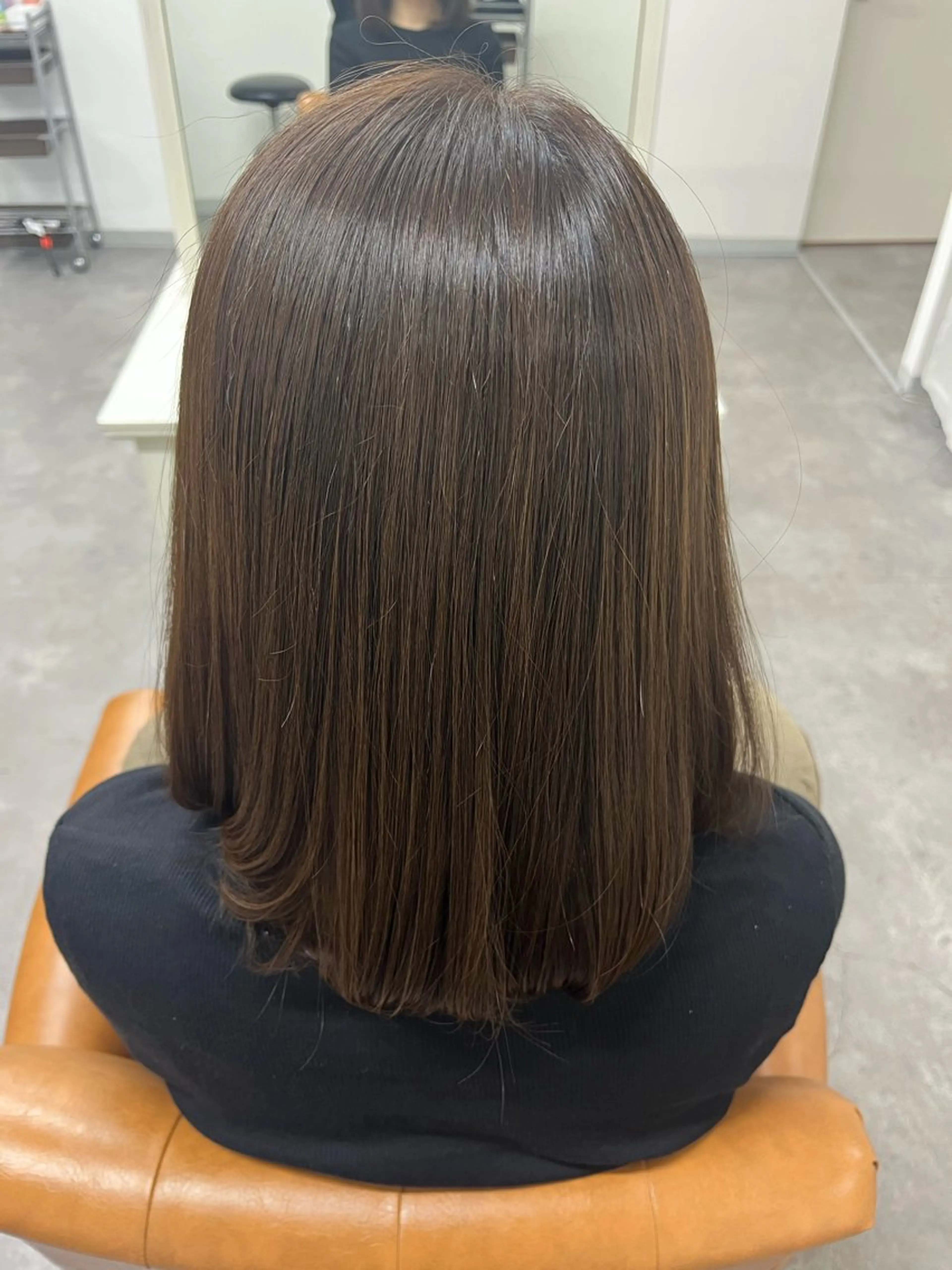 ミディアム カラー 田口 夏鈴のヘアスタイル