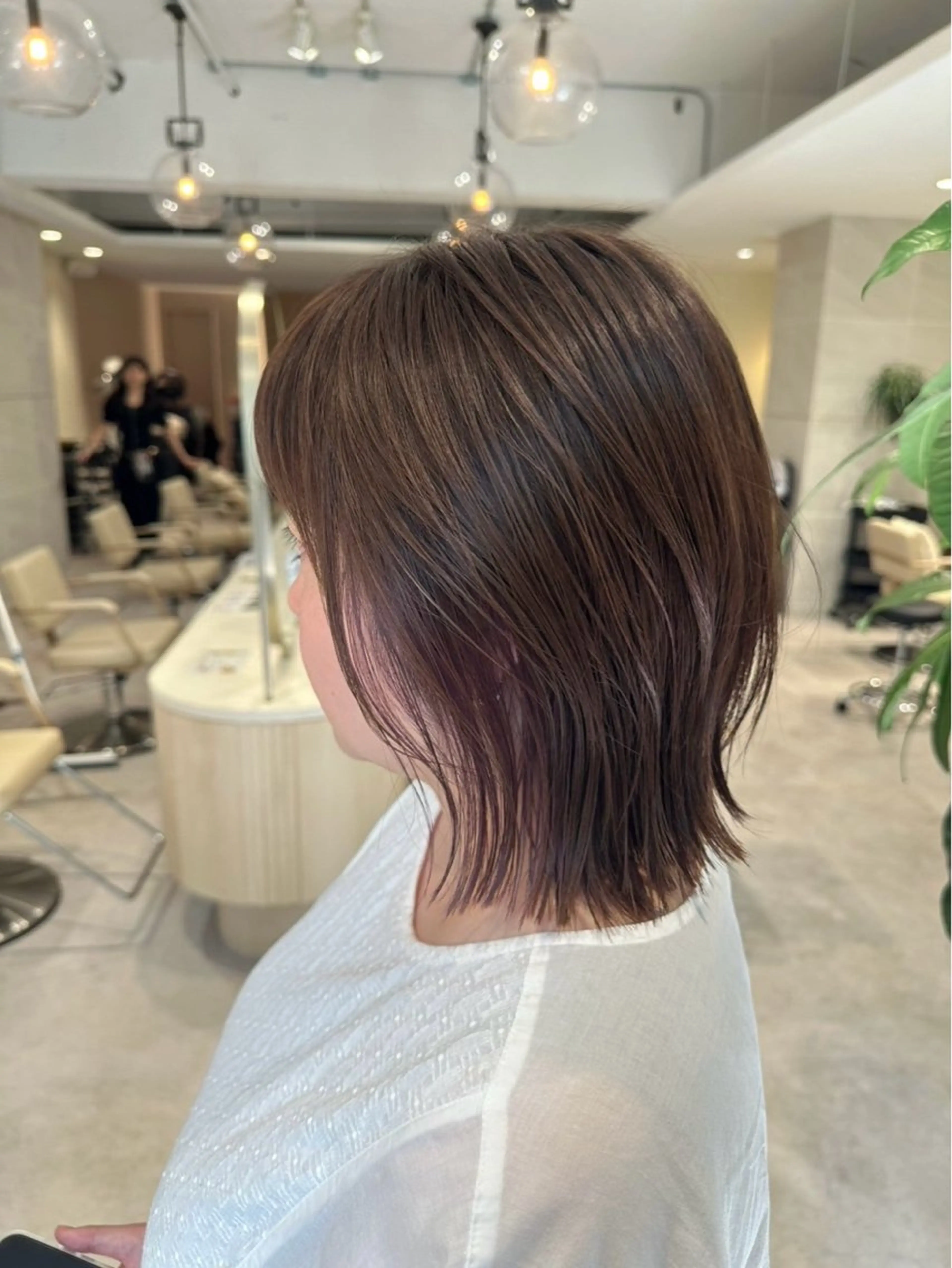 ミディアム カラー ボブレイヤー イルミナカラー ボブ くびれヘア レイヤーカット カット ヘアカラー 透明感カラー🌿 グレージュ🐺陽介のヘアスタイル