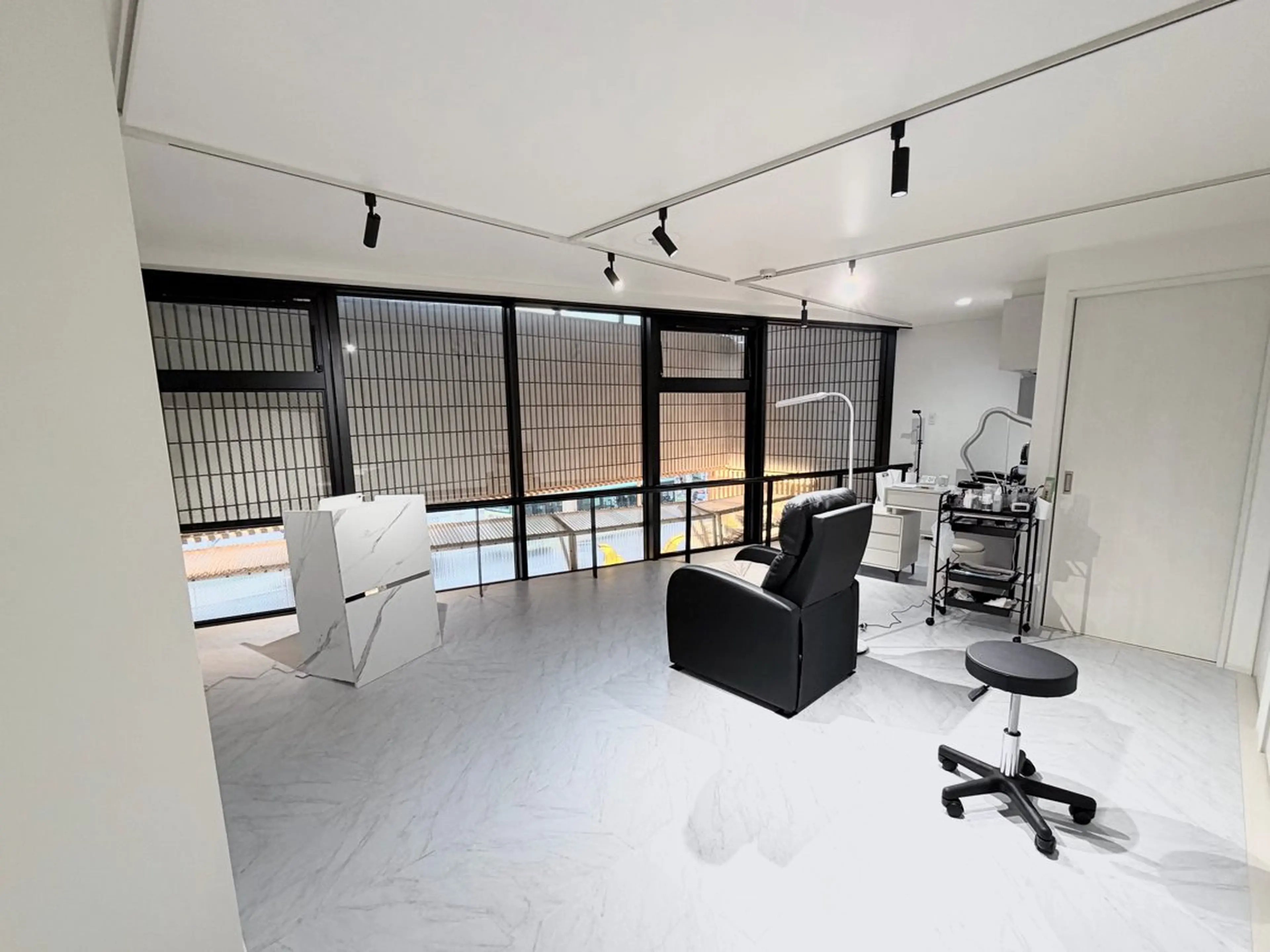 手塚晏菜 テヅカアンナのマツエク・マツパデザイン