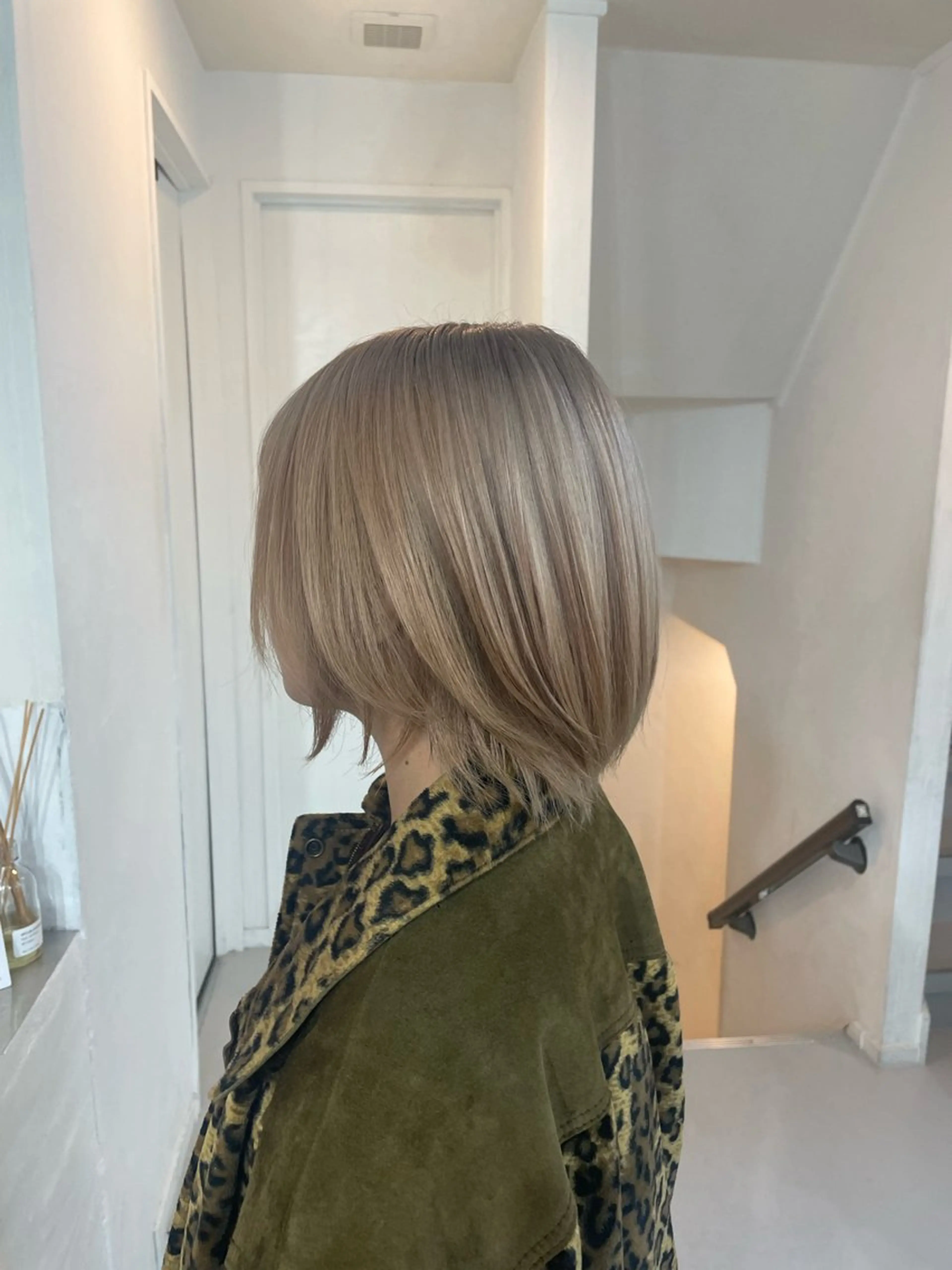 ショート カラー 🦠デザインカラー/ 魚瀬あおい🦠のヘアスタイル