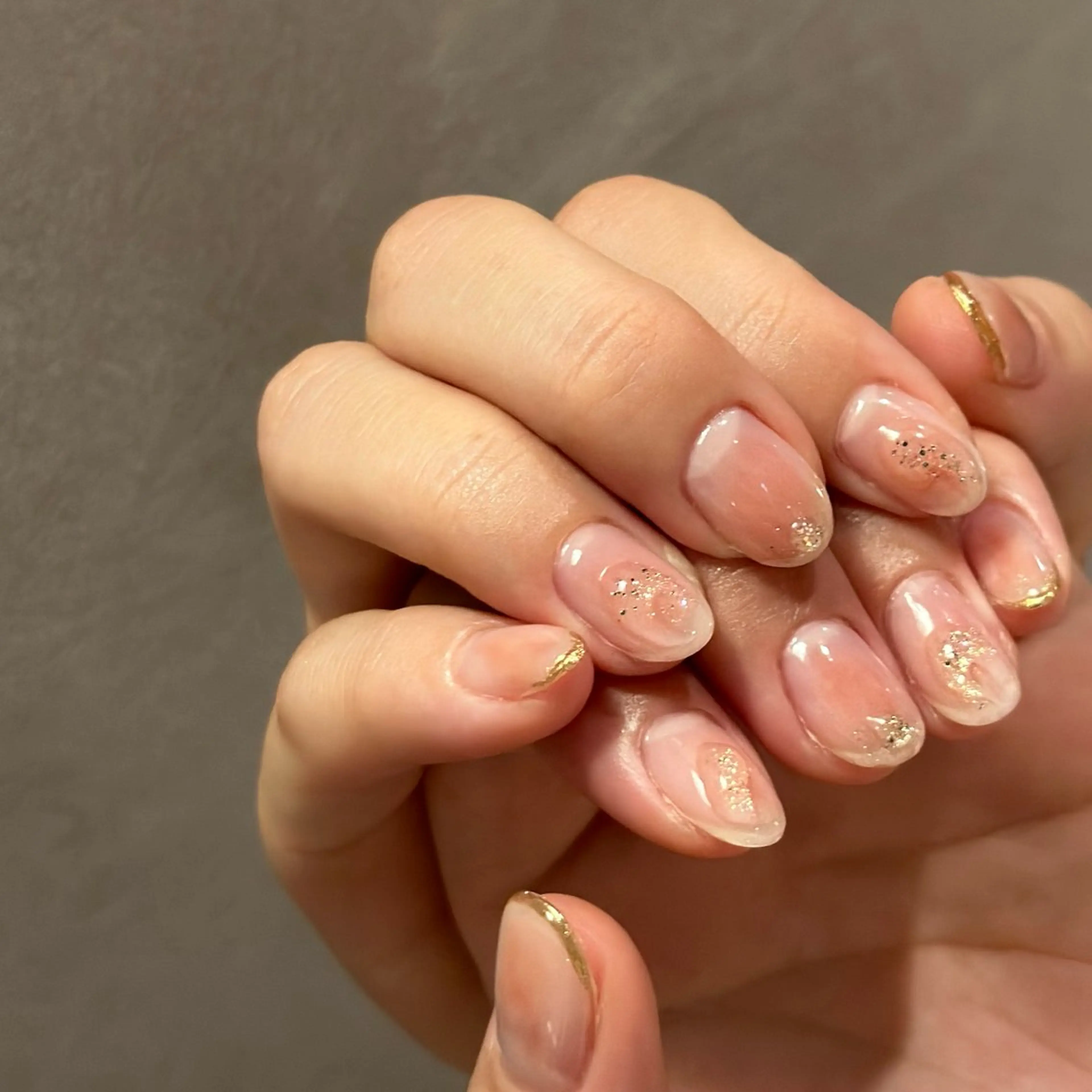 ネイル ニュアンスネイル aoi .のネイルデザイン