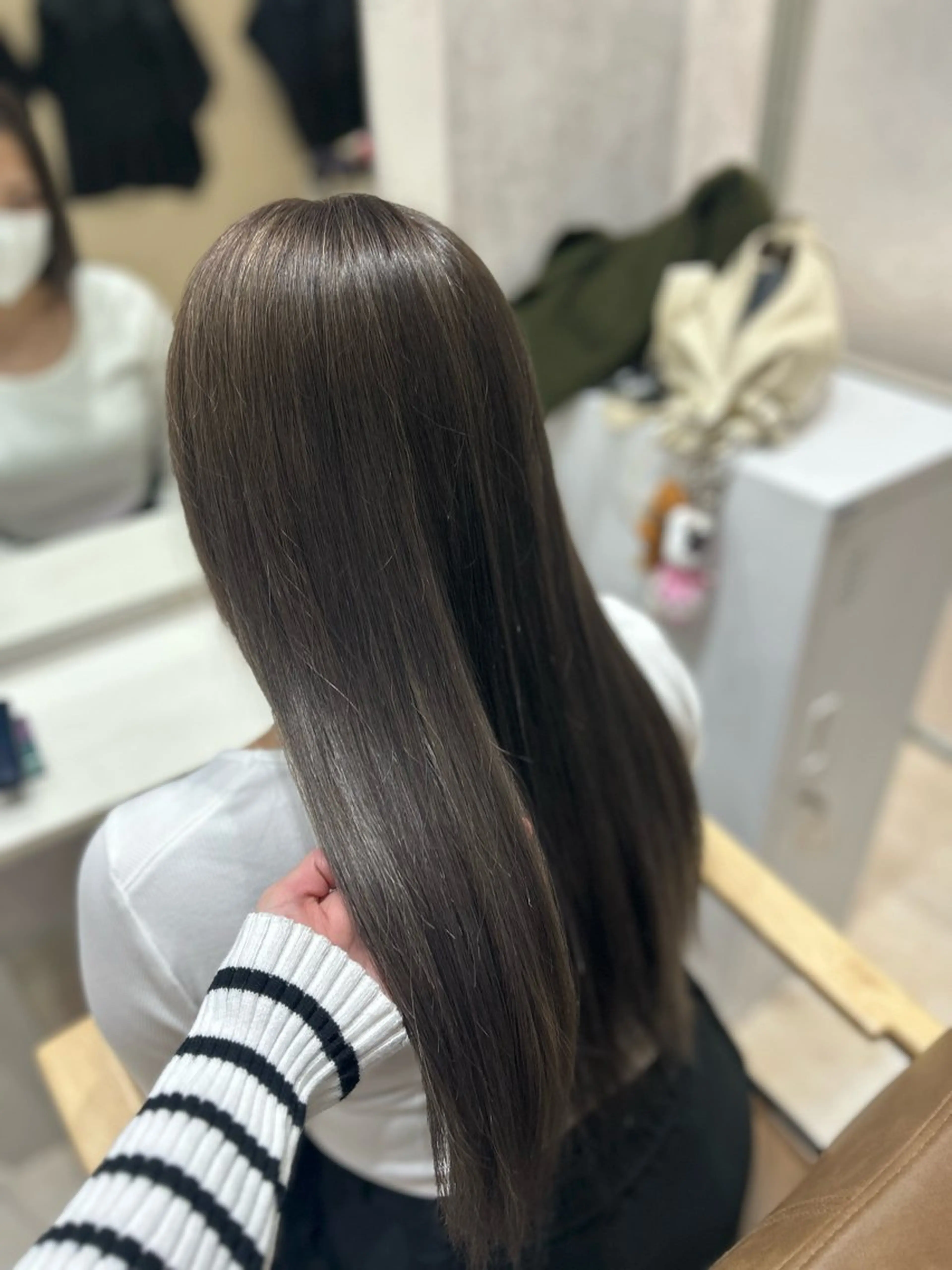 ロング カラー グレージュ haruka 遥歌のヘアスタイル