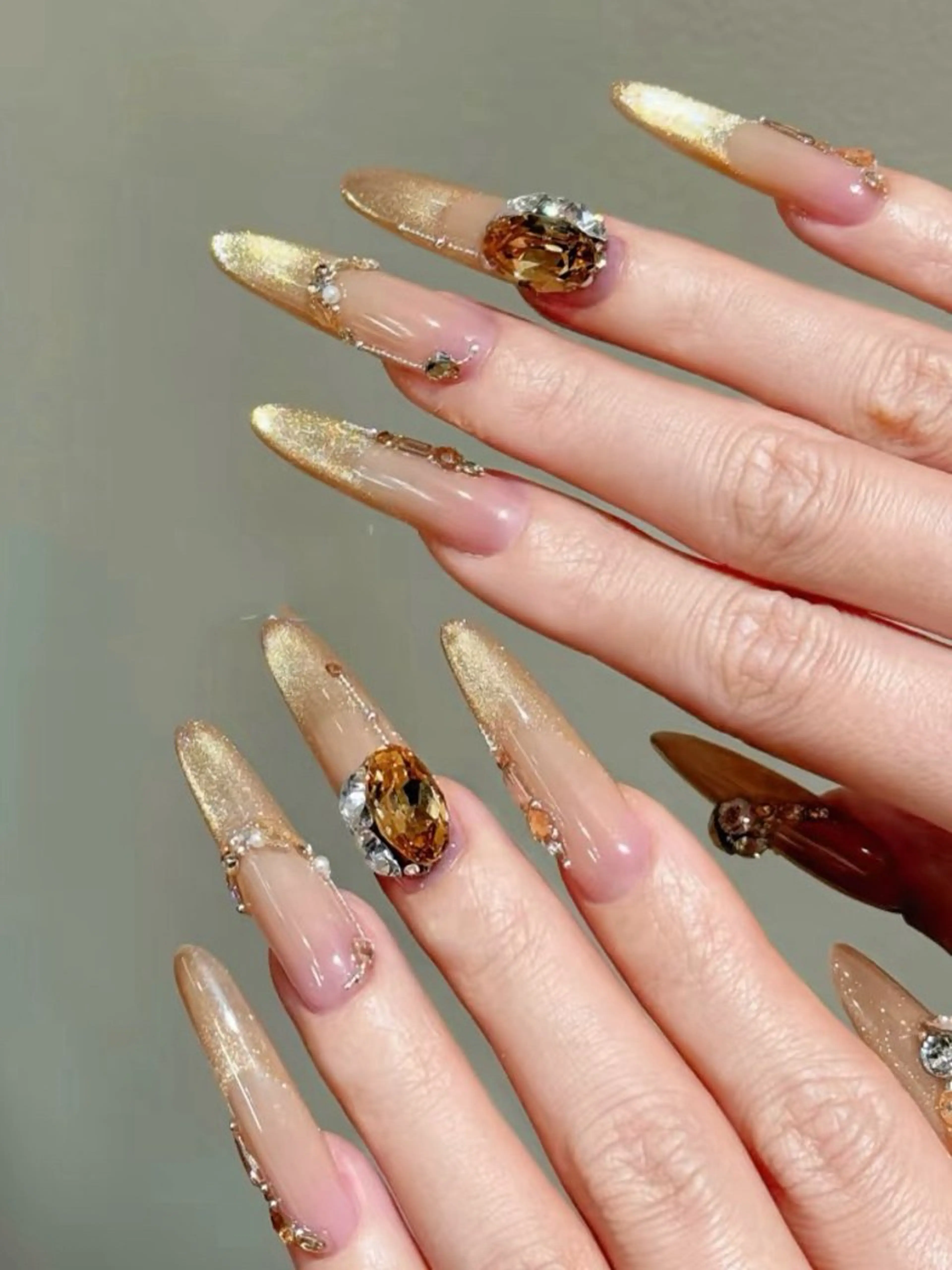ネイル Mika Nails 心斎橋のネイルデザイン