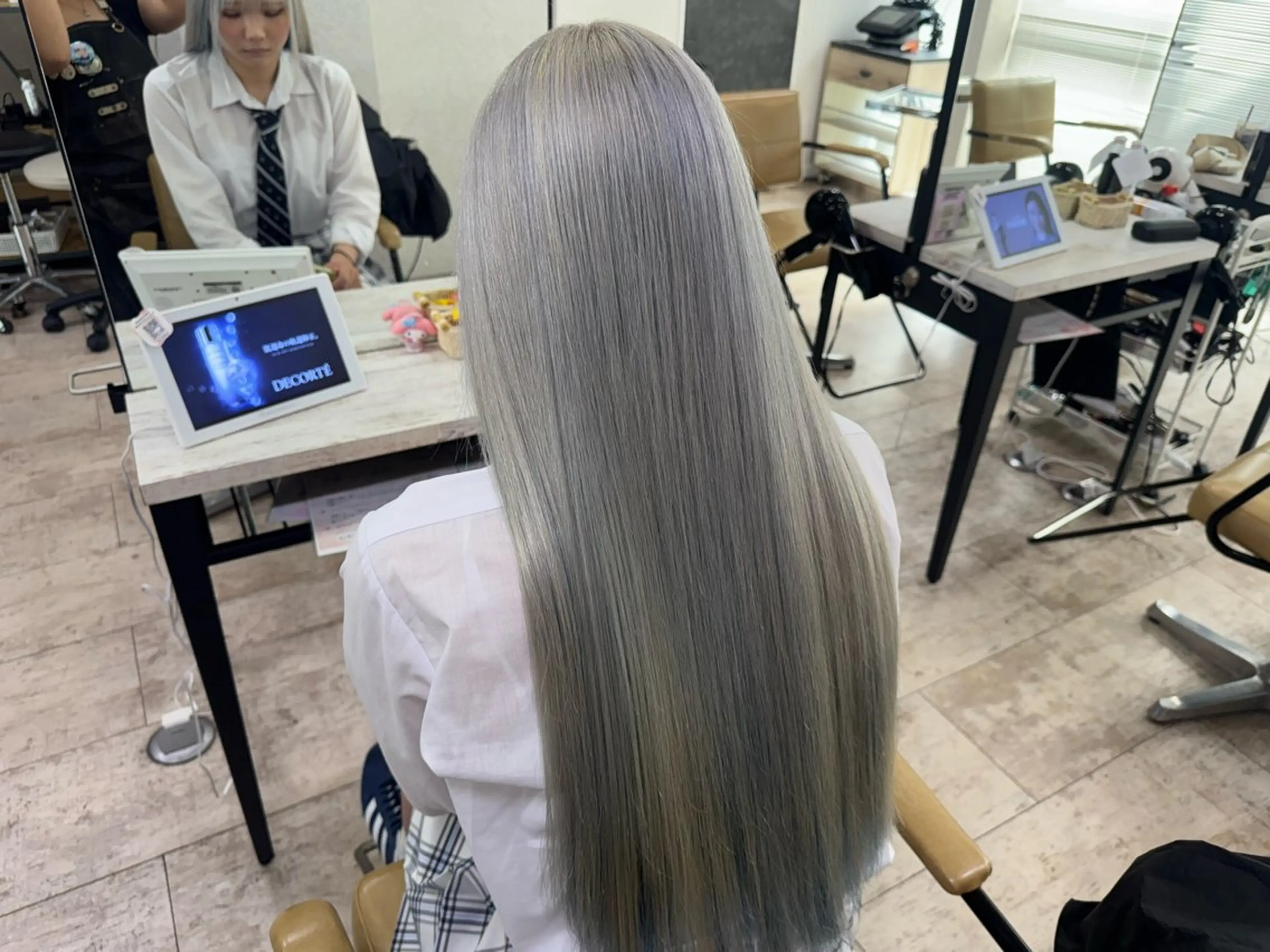 ロング カラー ヘアカラー 💙 Tomoka💜のヘアスタイル