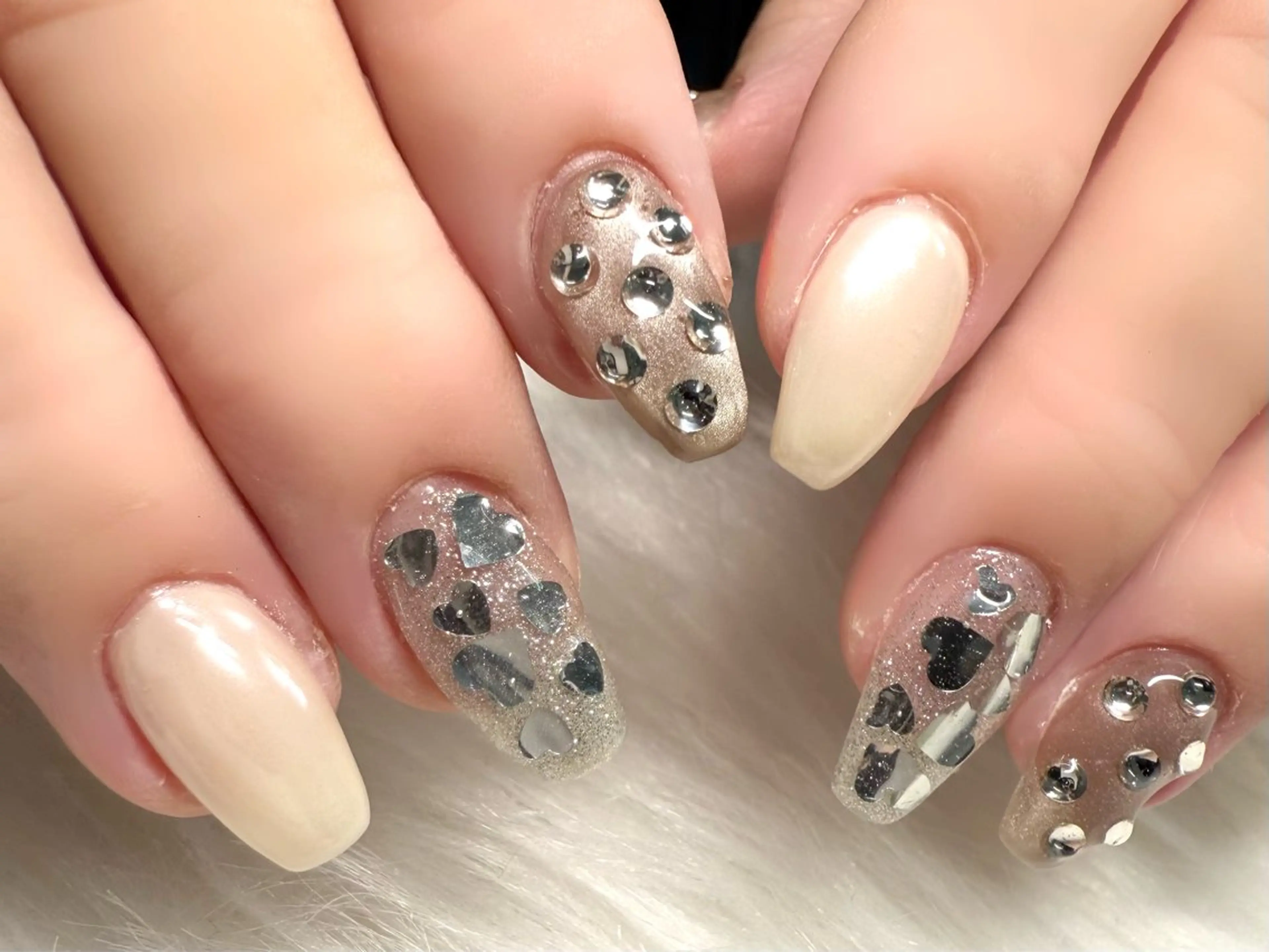 ネイル healing 【ヒルリン】のネイルデザイン