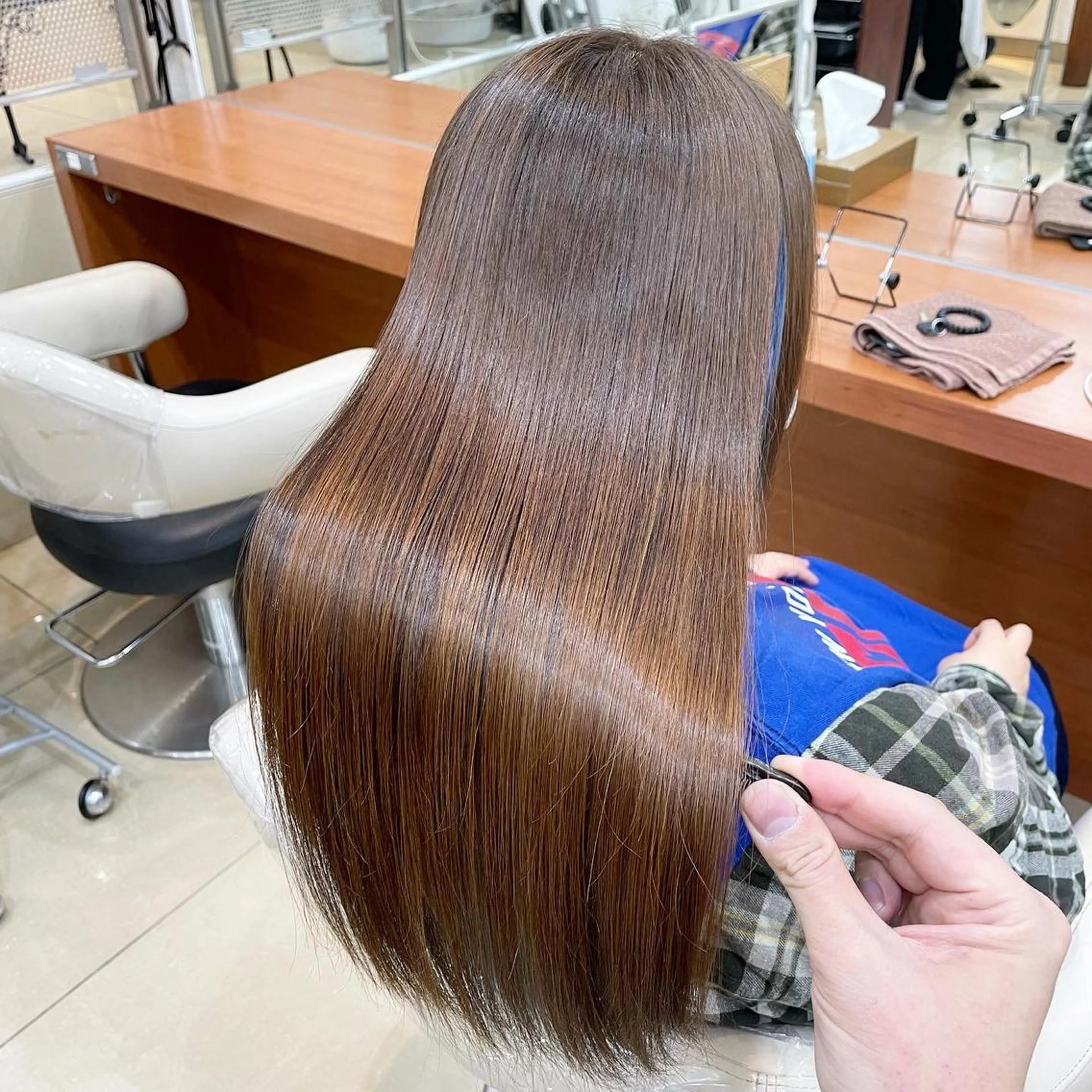 ロング パーマ カット ヘアカラー 縮毛矯正 トリートメント 縮毛矯正/髪質改善 /韓国風　山川春輝のヘアスタイル