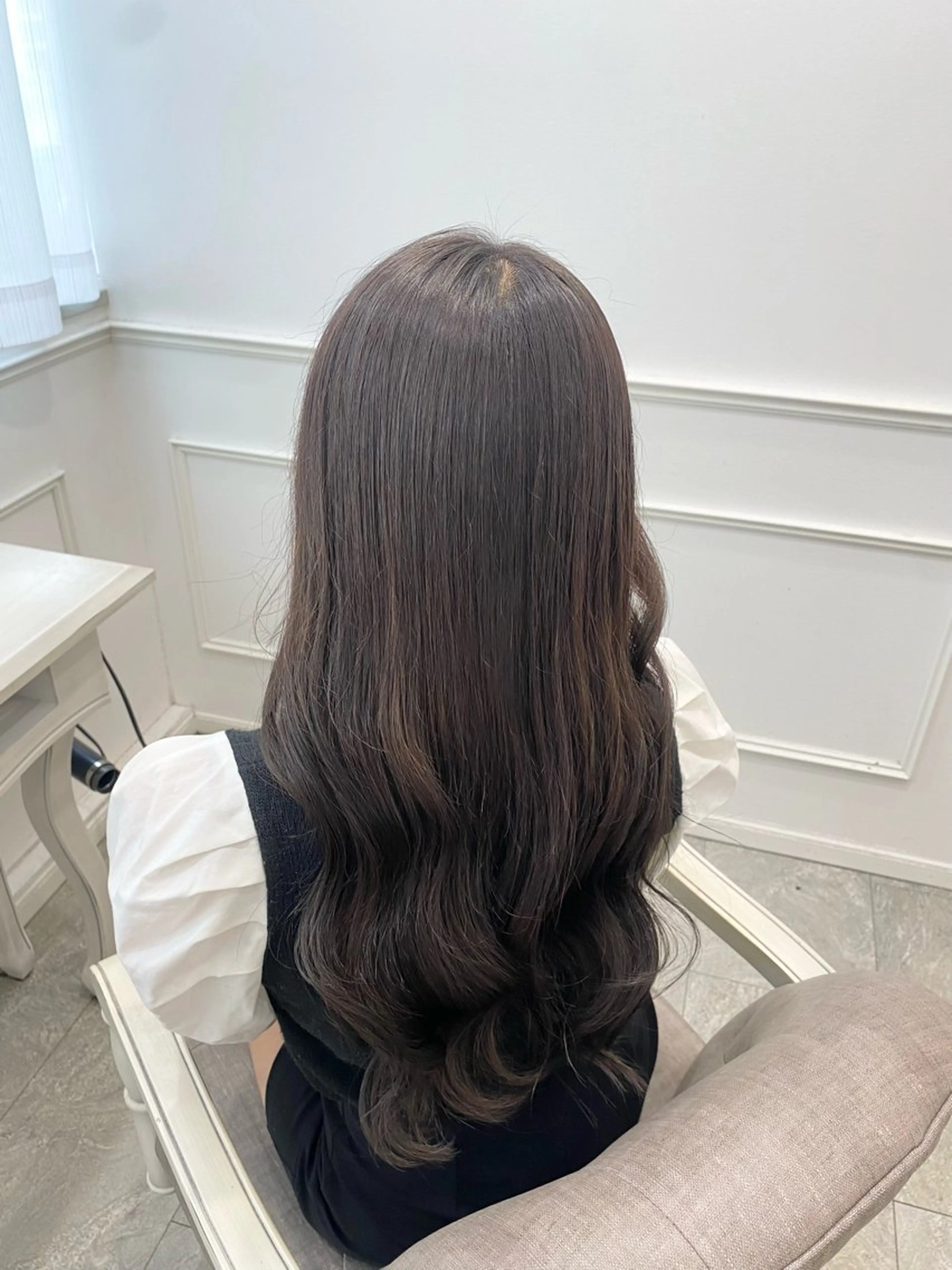 ロング ヘアカラー トリートメント 新田 妃那のヘアスタイル