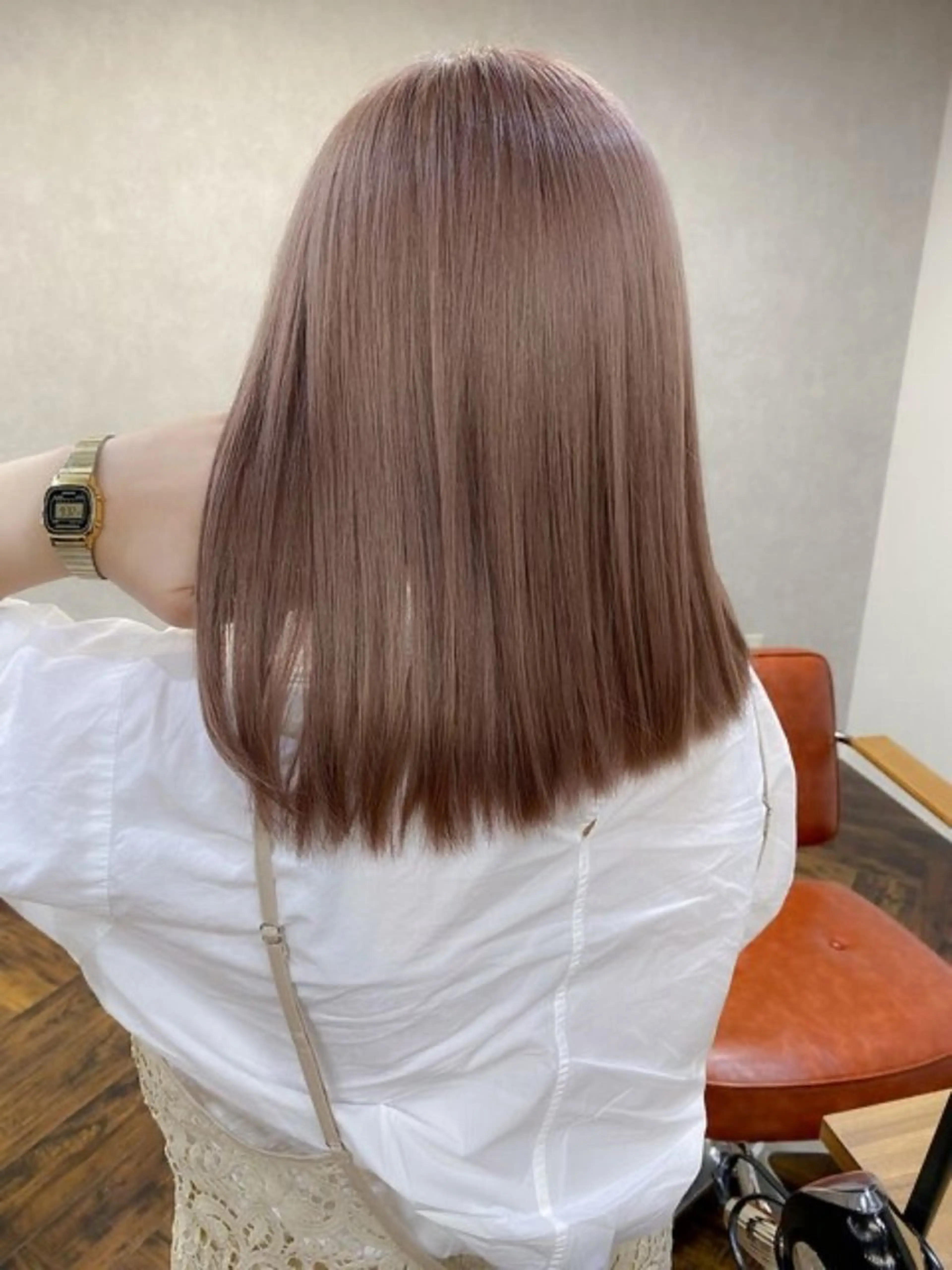 ミディアム ハイトーン透明感/レ イヤー/ririkaのヘアスタイル