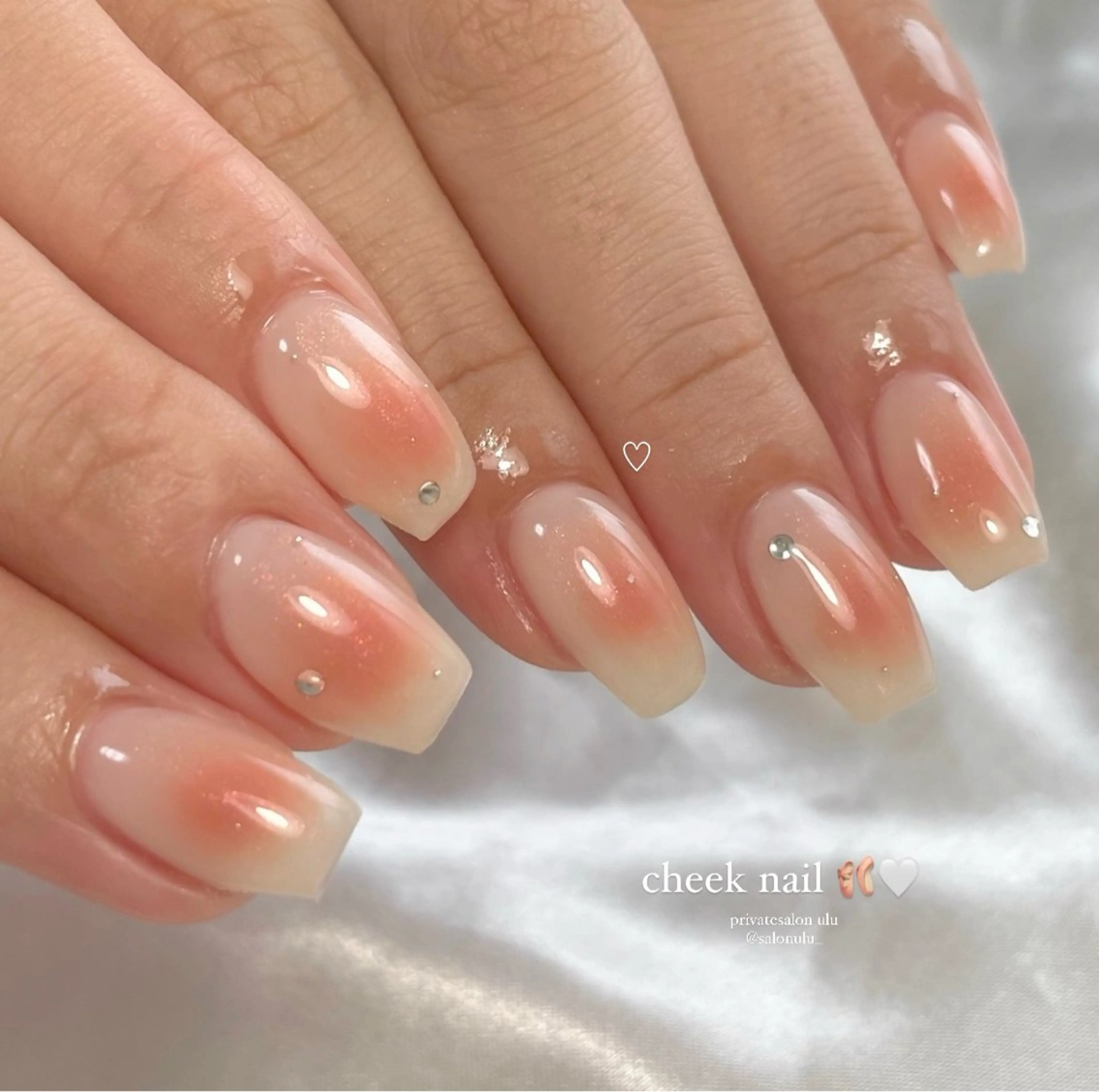 【オフあり】 cheek nailの写真