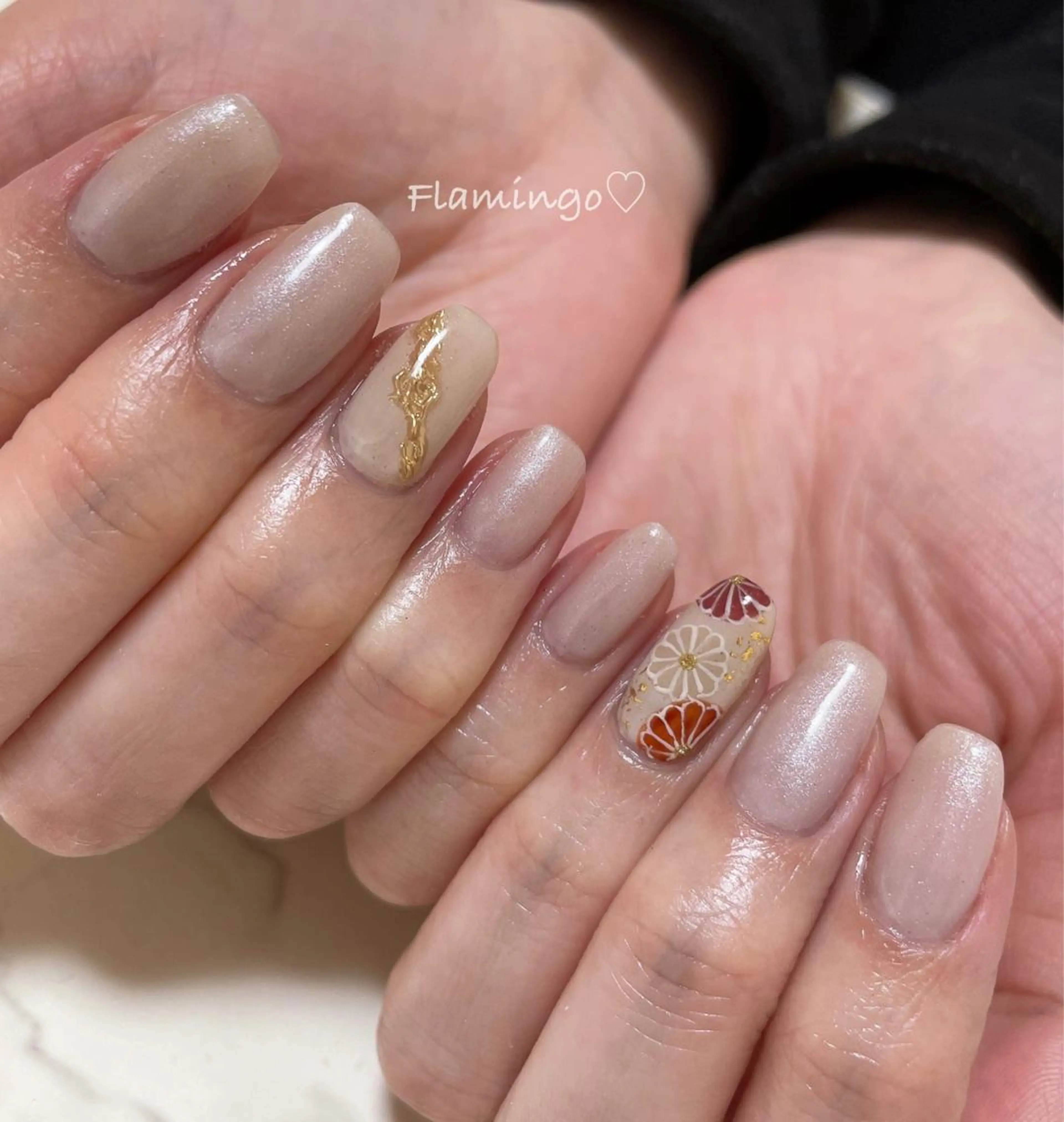ネイル アートネイル 成人式 フラワーネイル ジェルネイル ミラーネイル ハンドネイル フィルイン／自爪育成 ／爪に優しい施術のネイルデザイン