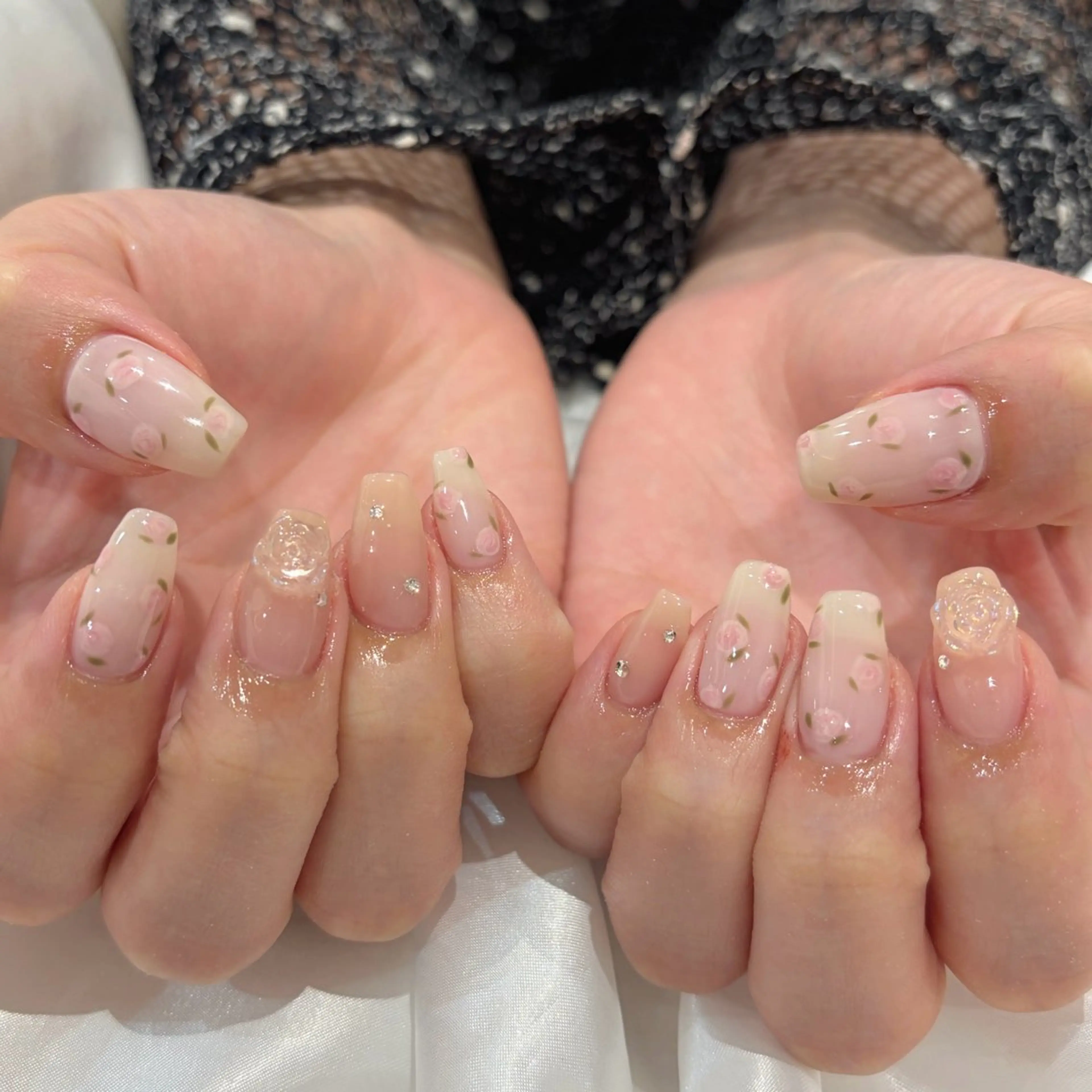 ネイル ハンドネイル sayuri ໒꒱のネイルデザイン