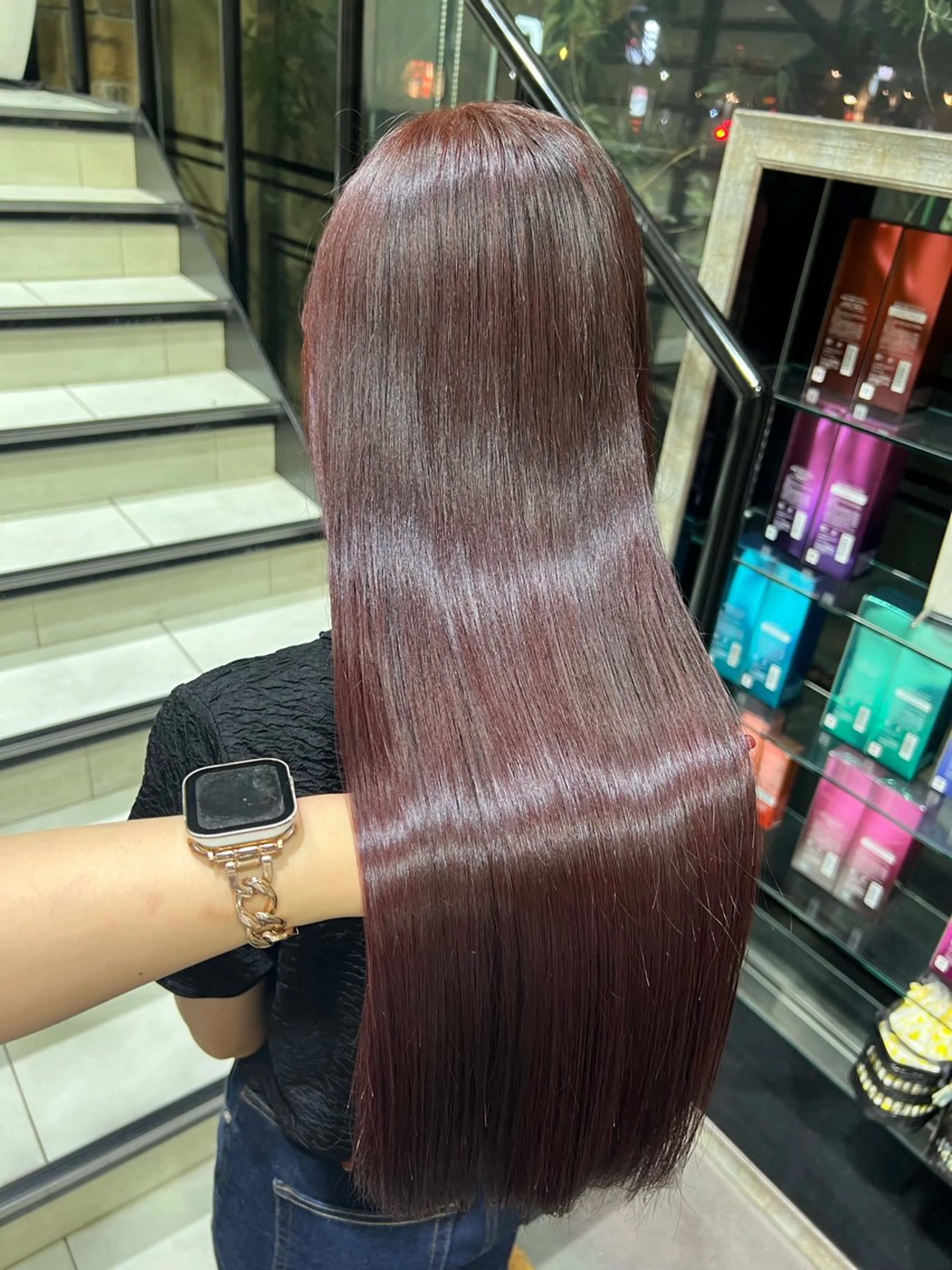 ミディアム 暖色ｶﾗｰ/ﾚｲﾔｰ ｶｯﾄ/Yunaのヘアスタイル