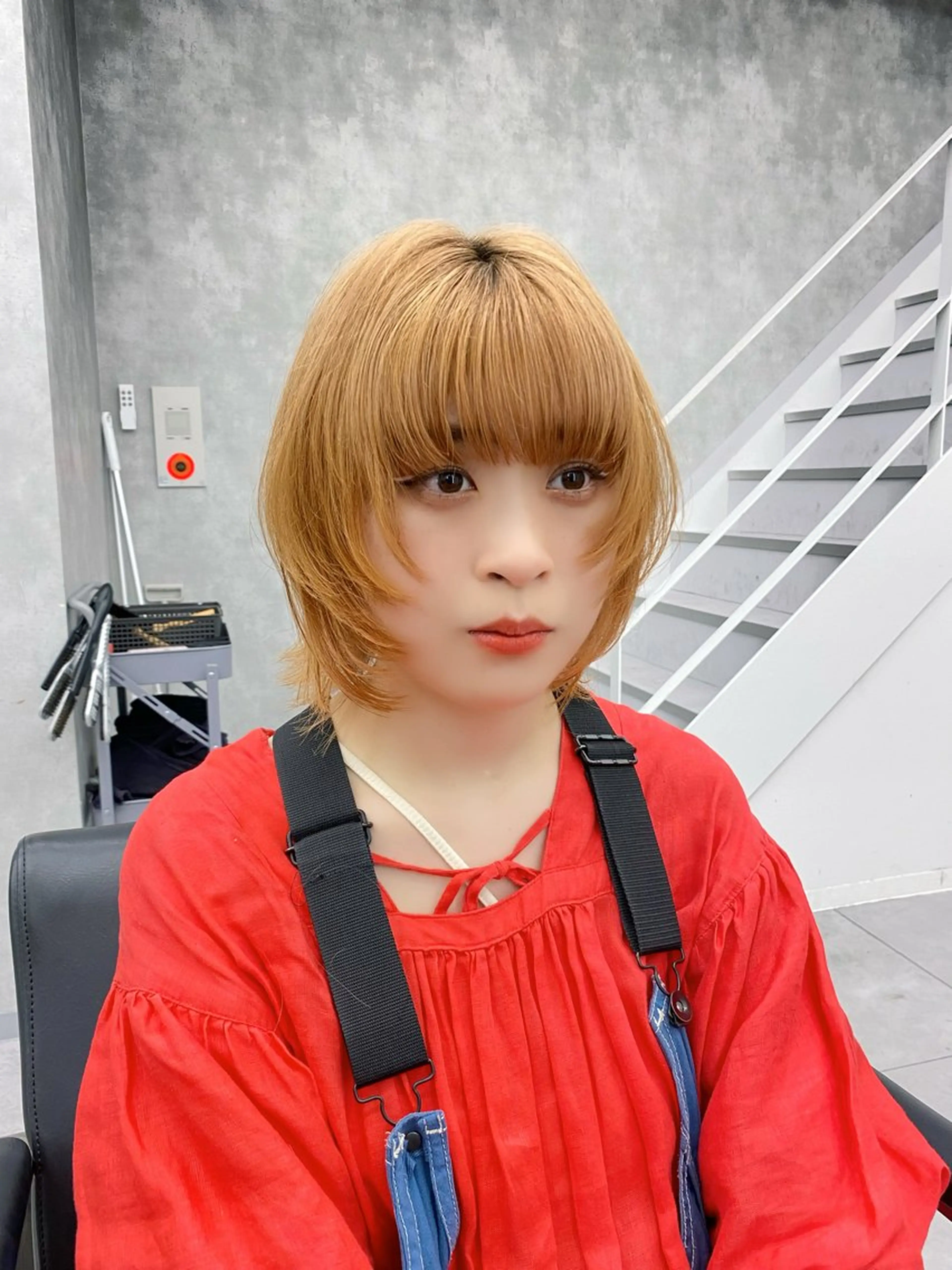 ミディアム カラー 顔まわりレイヤー 韓国風ヘア レイヤーカット ウルフカット ウルフレイヤー レイヤー/艶カラー /韓国ヘア/高松のヘアスタイル