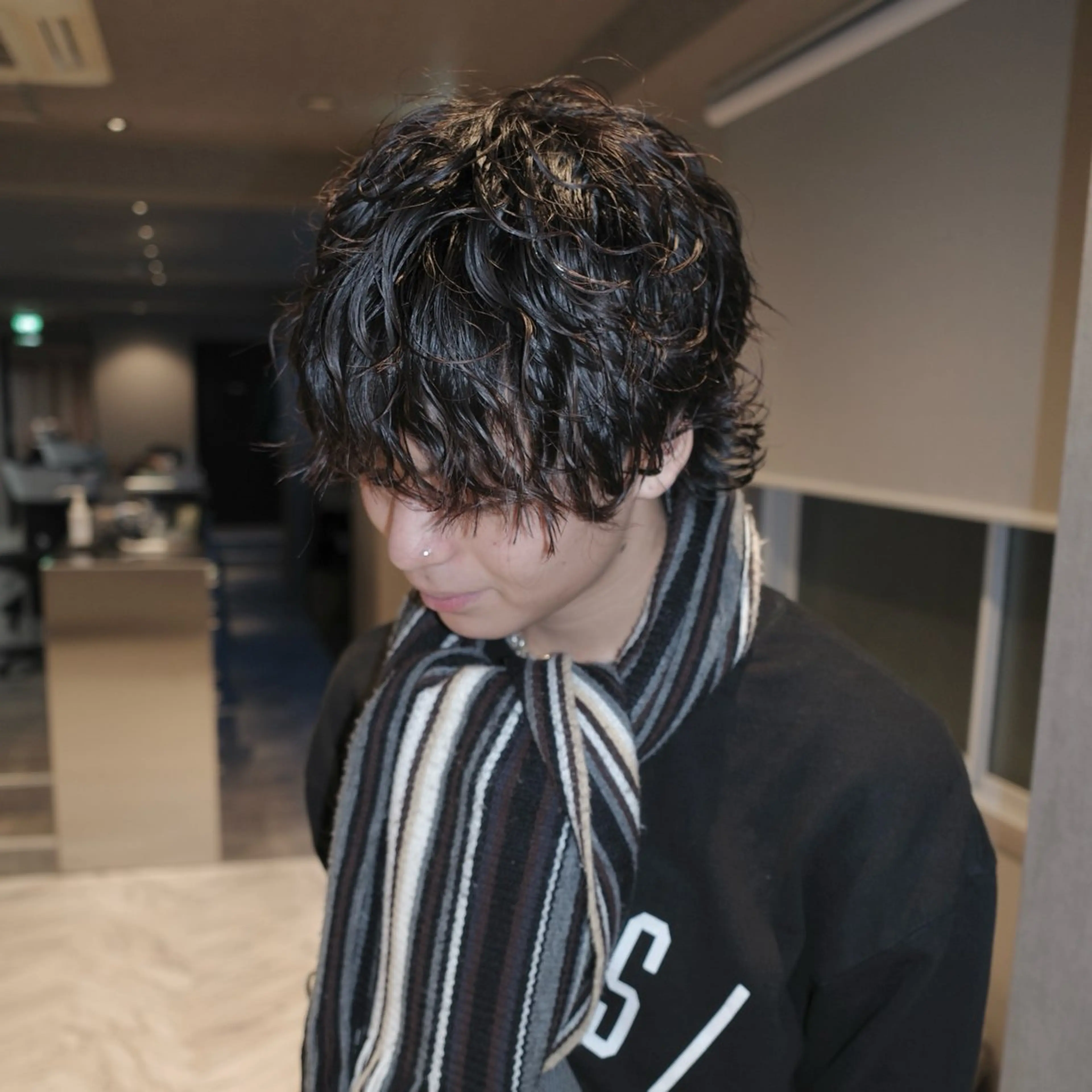 メンズ マッシュウルフ マッシュ メンズパーマ メンズウルフカット ウルフカット カット パーマ ヨシカワ タツキのヘアスタイル