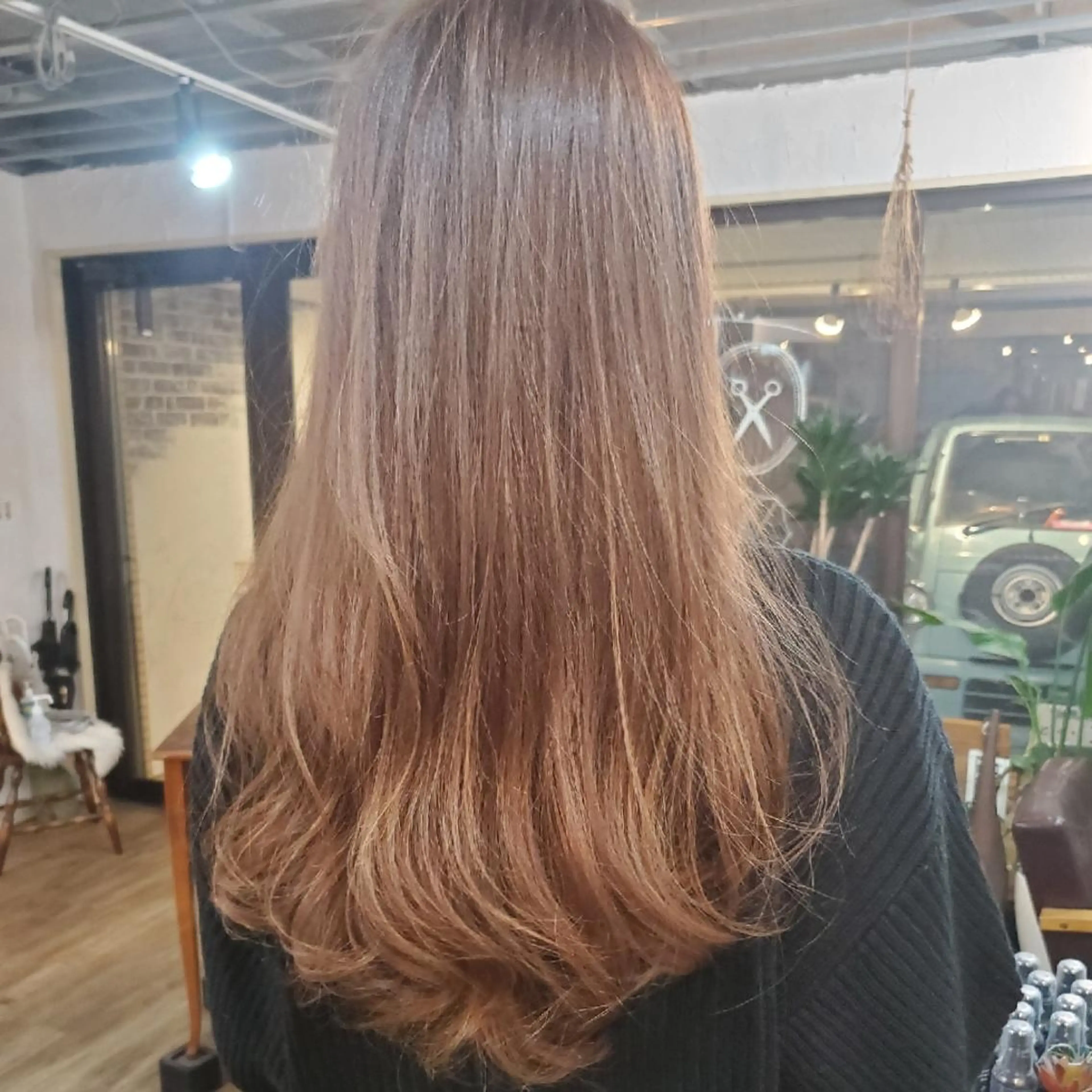 ロング カラー カット ヘアカラー トリートメント フリーランス所属・韓国ヘア レイヤー くびれヘアMATSUのヘアスタイル