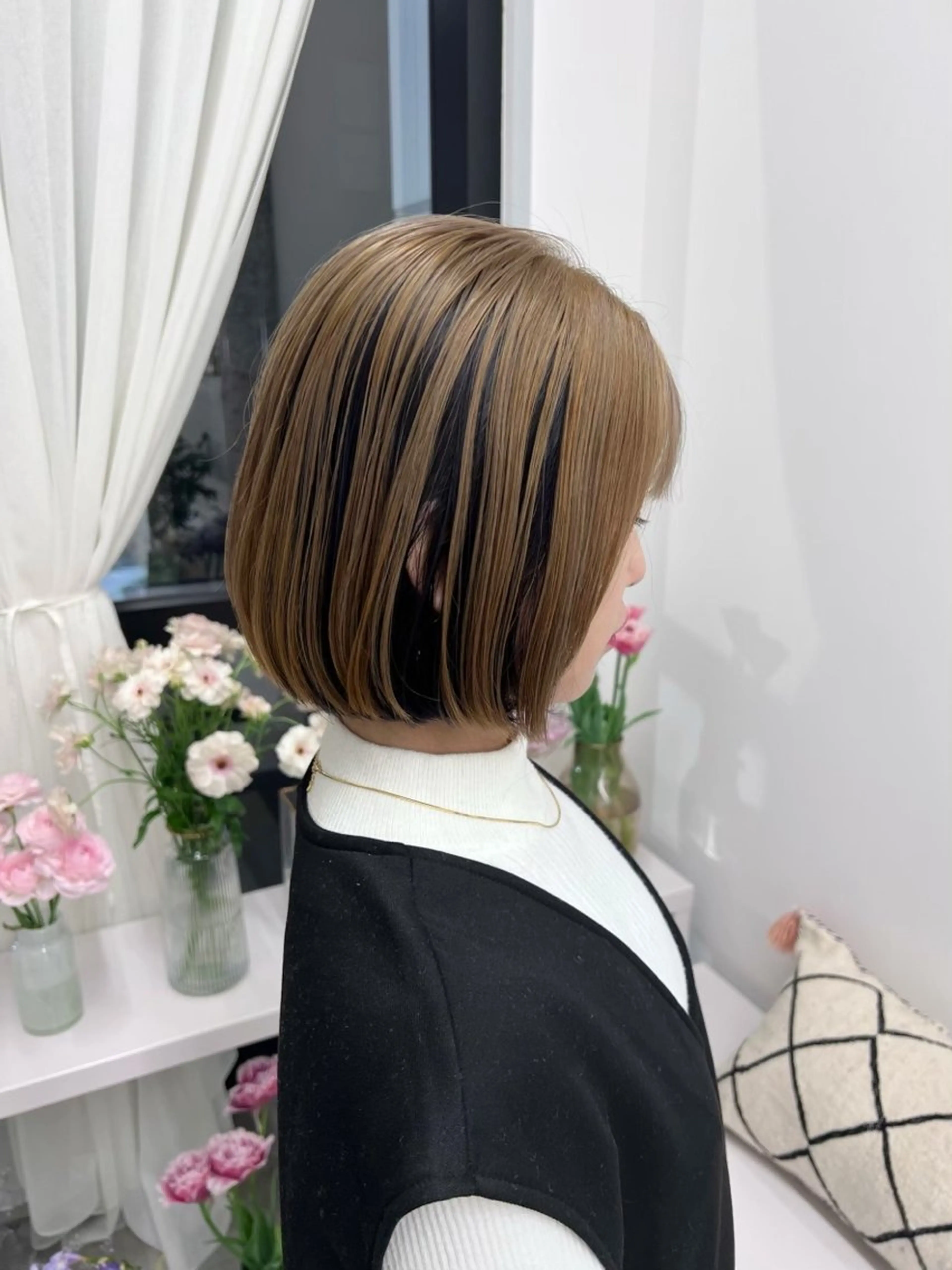 ショート カラー 🌼花屋併設🌼 木下奈々望のヘアスタイル