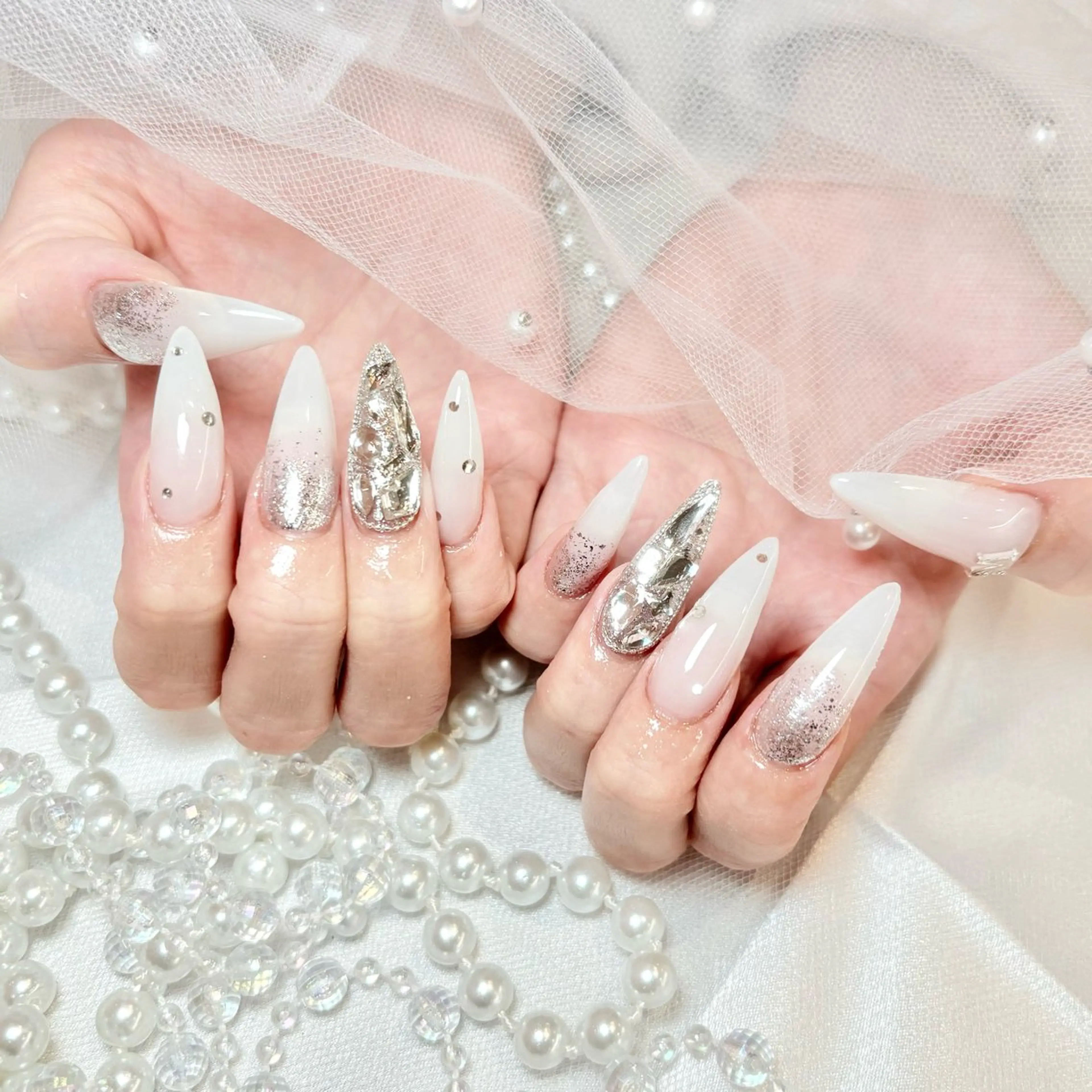 ネイル ストーンネイル ハンドネイル mio nail TANIのネイルデザイン