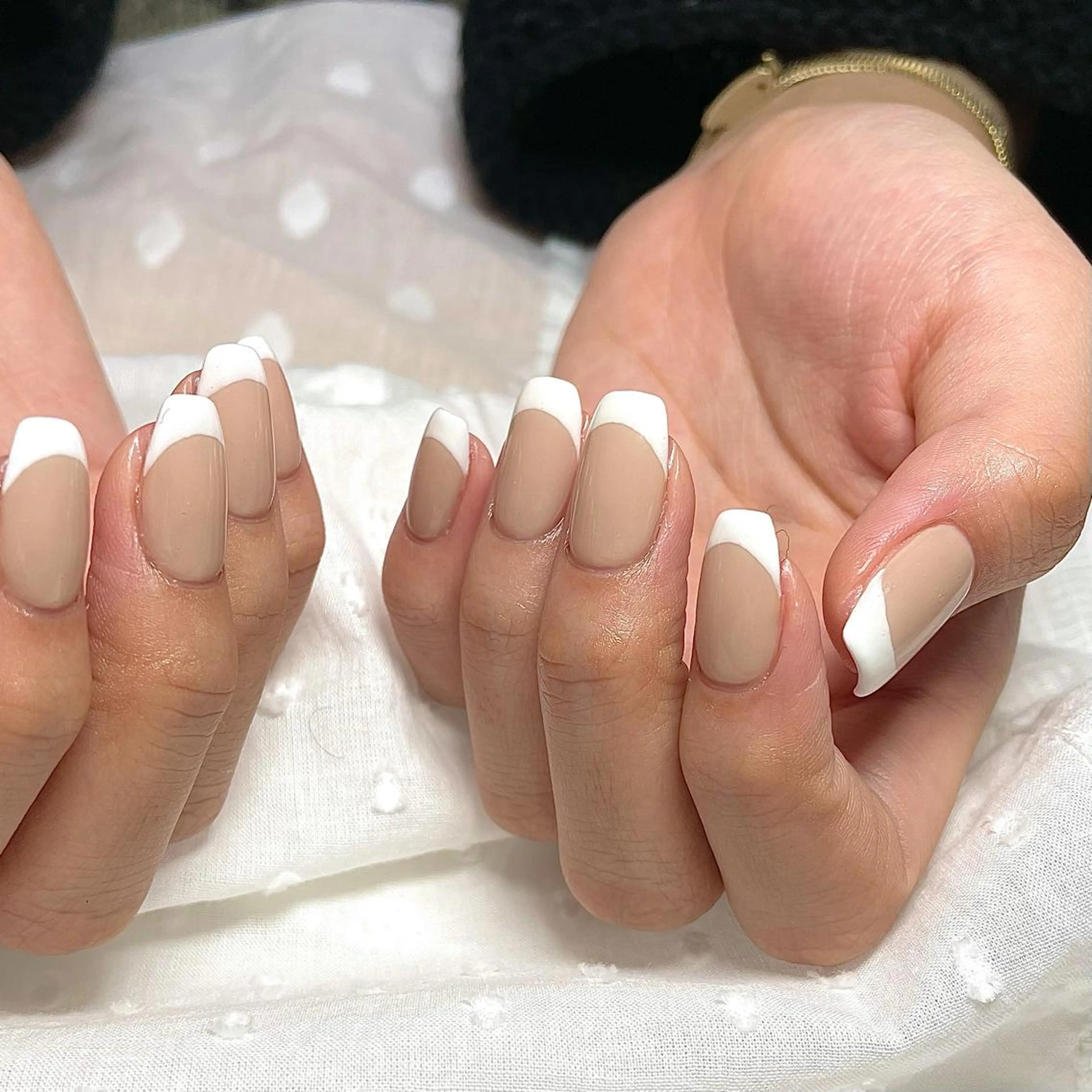 ネイル フレンチネイル ハンドネイル Nailsalon BLOOM🌷 山崎のネイルデザイン