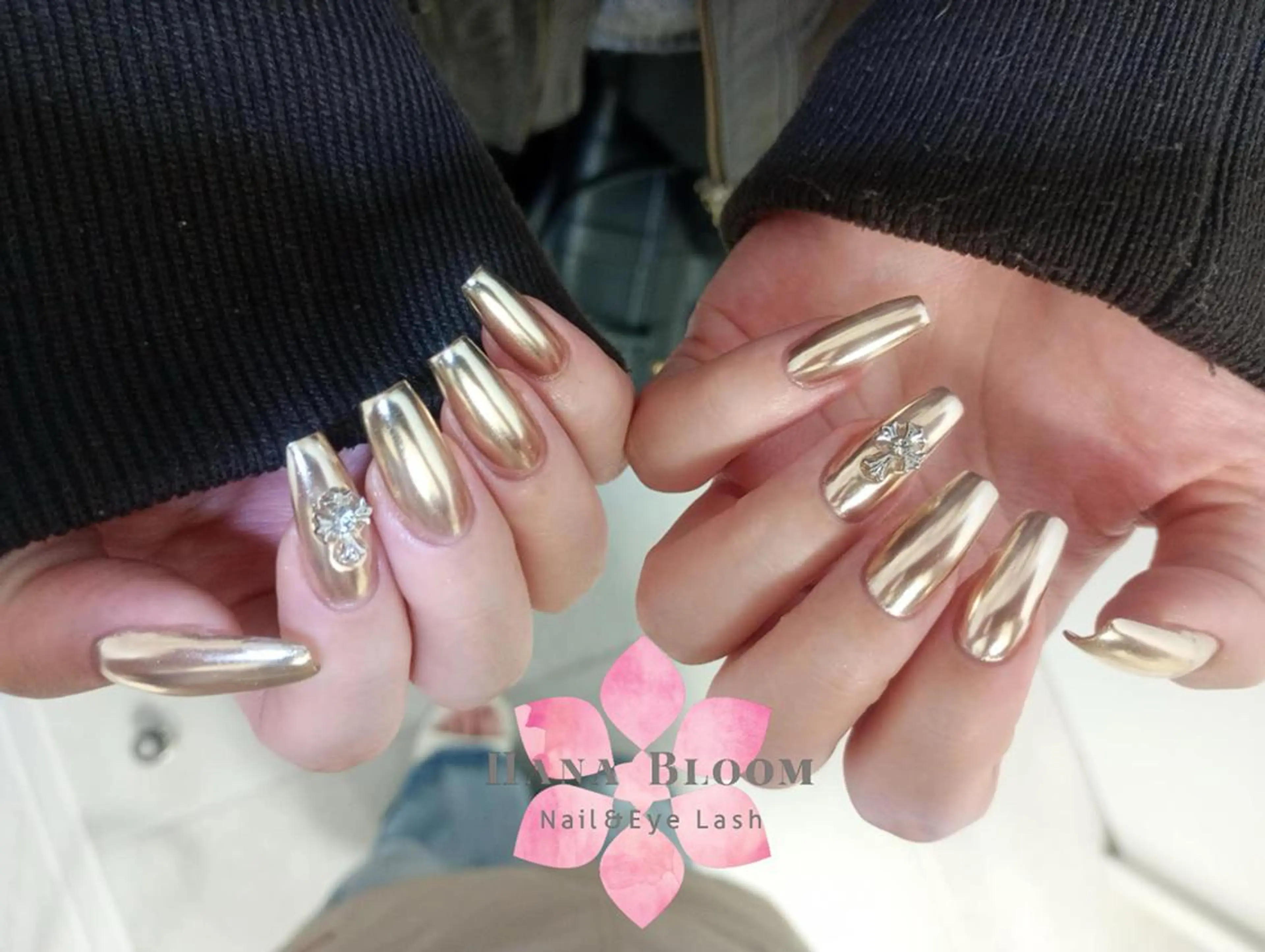 ネイル 長さ出し フレンチネイル ジェルネイル マグネットネイル ミラーネイル ハンドネイル ハンドケア Hana Bloom Nail 渋谷道玄坂のネイルデザイン