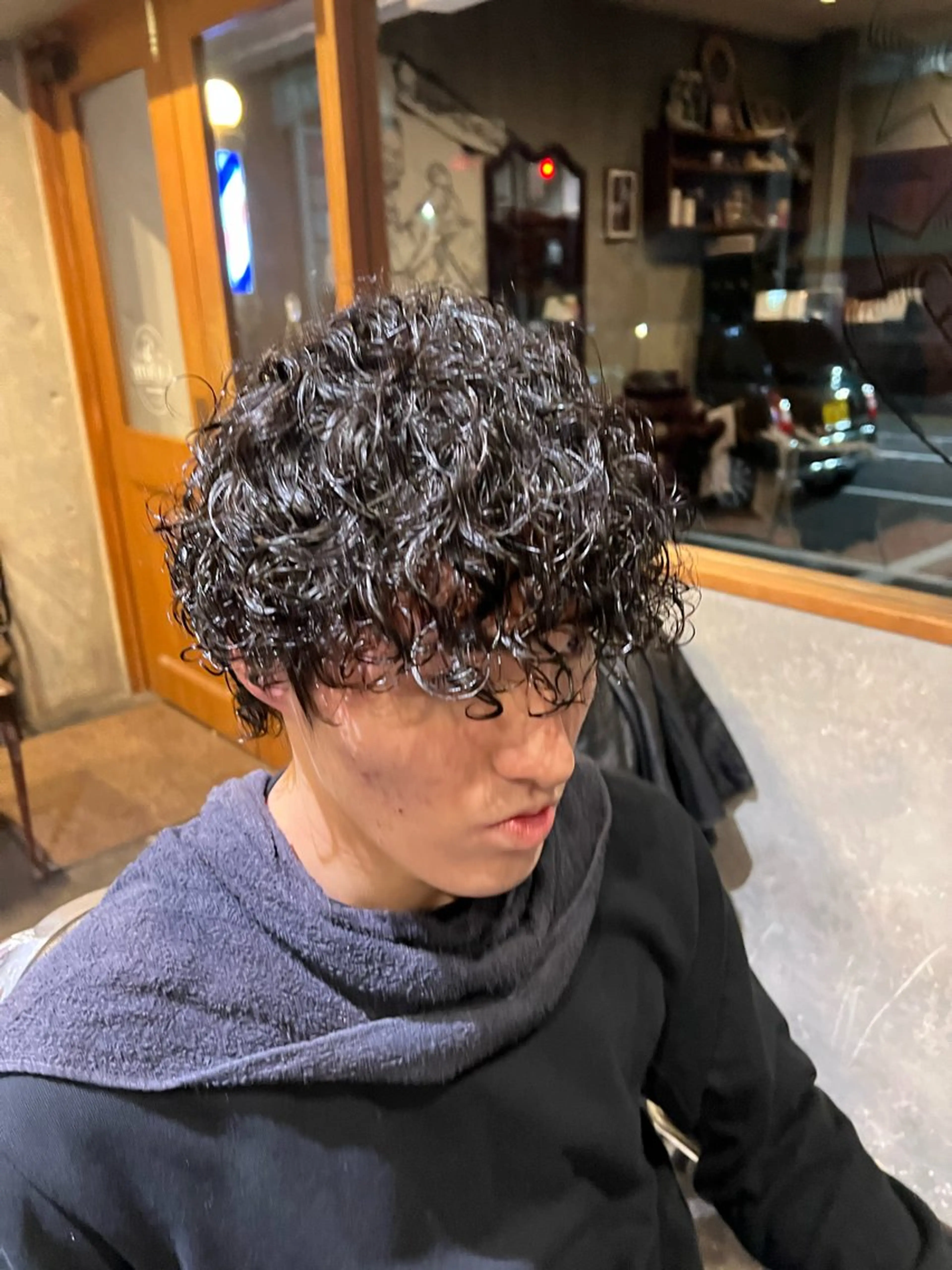 ショート パーマ 中居 優弥のヘアスタイル