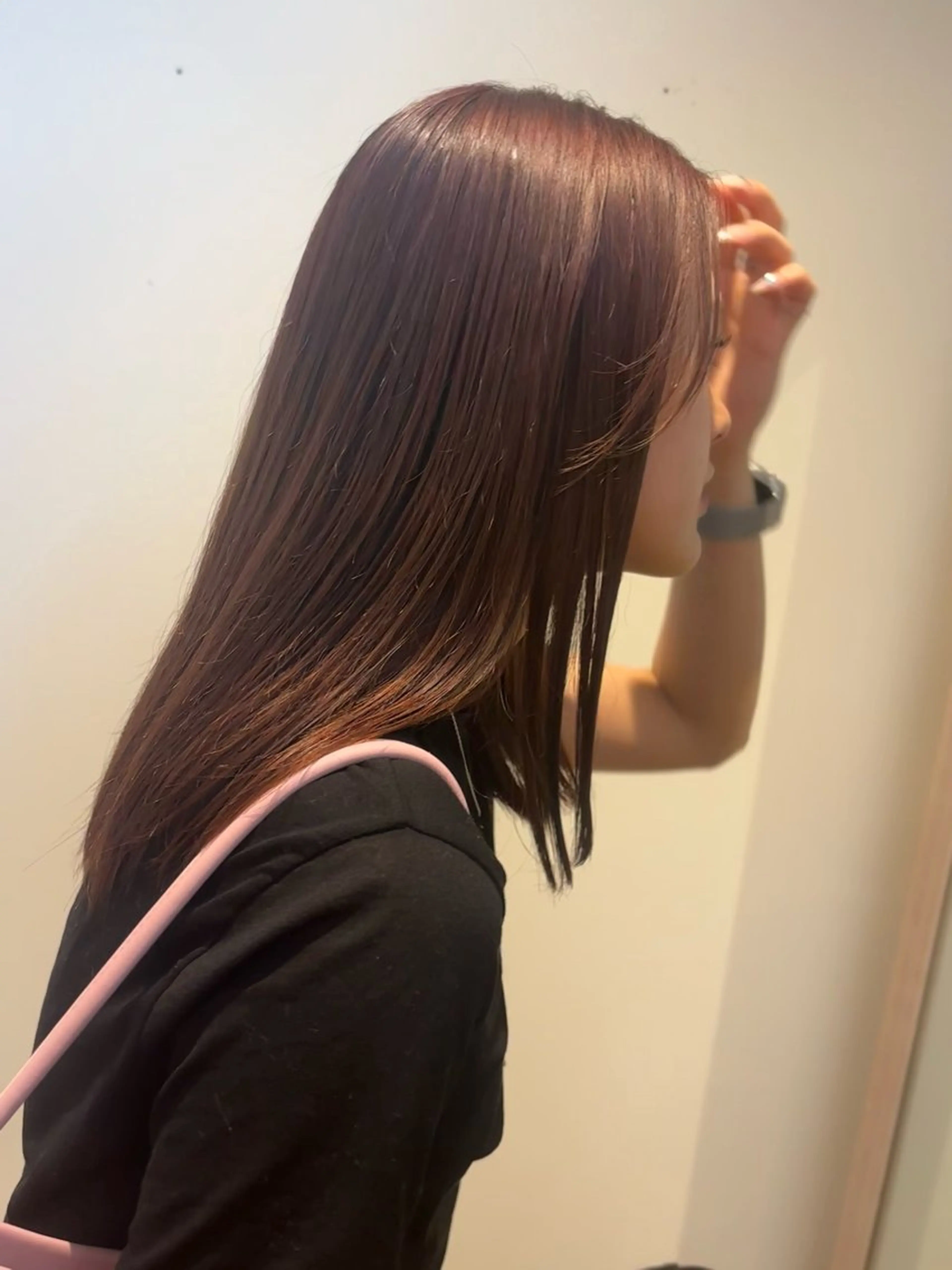 セミロング カラー ヘアカラー 津田 里菜のヘアスタイル