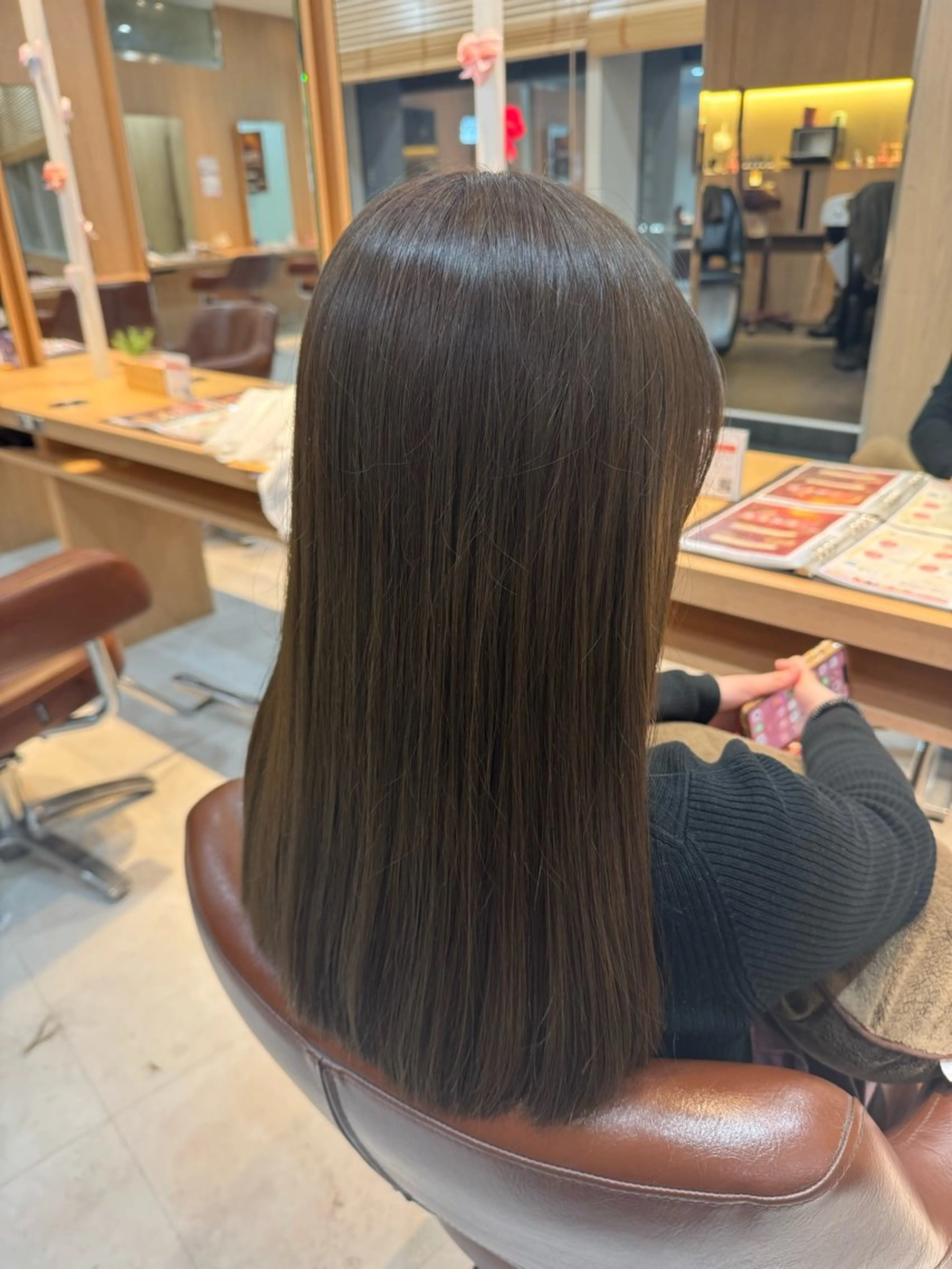 カラー オリーブカラー 中野 希望のヘアスタイル