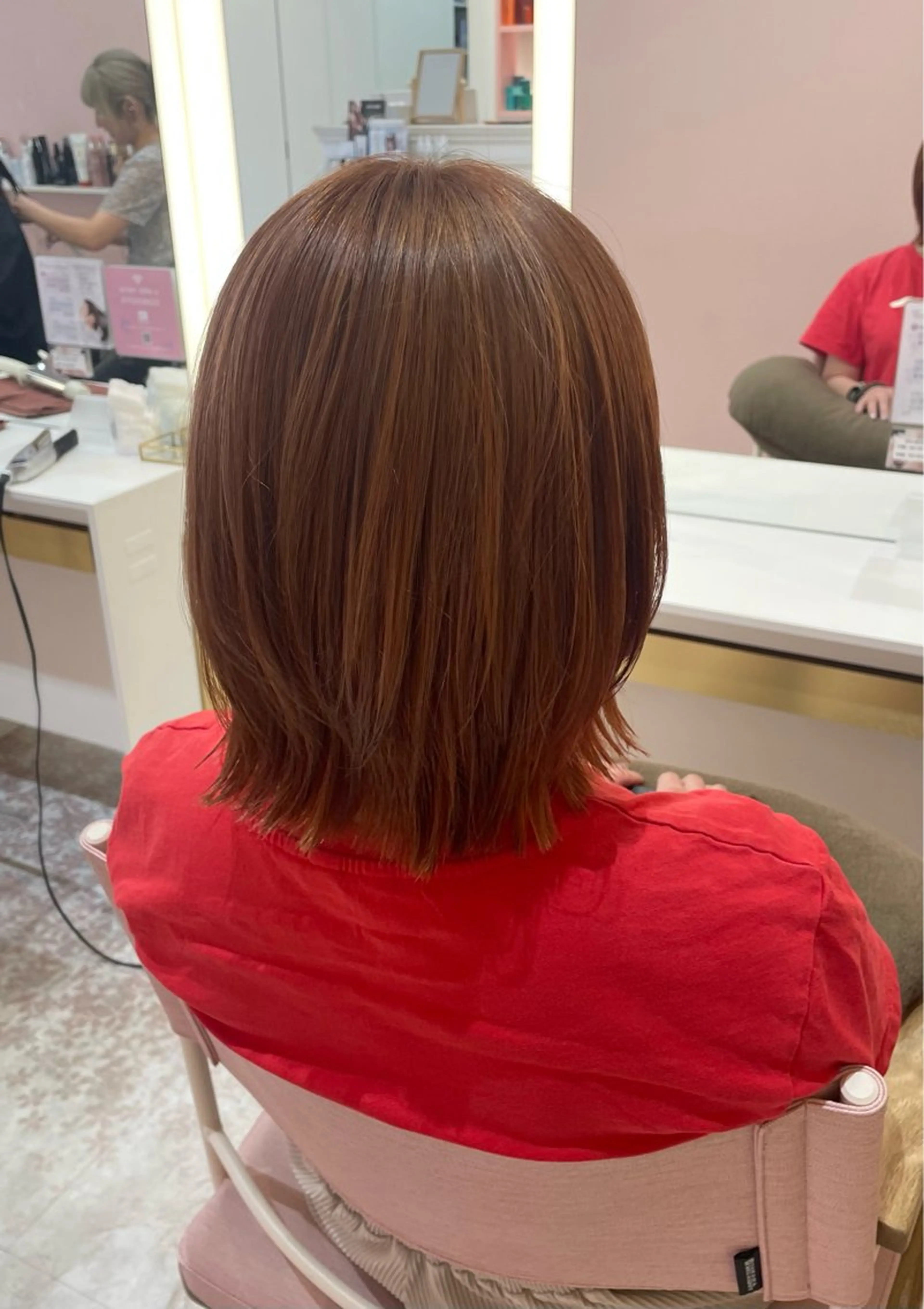 ミディアム レイヤーカット まつ毛エクステパーマ 烏丸/大宮/nicoのマツエク・マツパデザイン