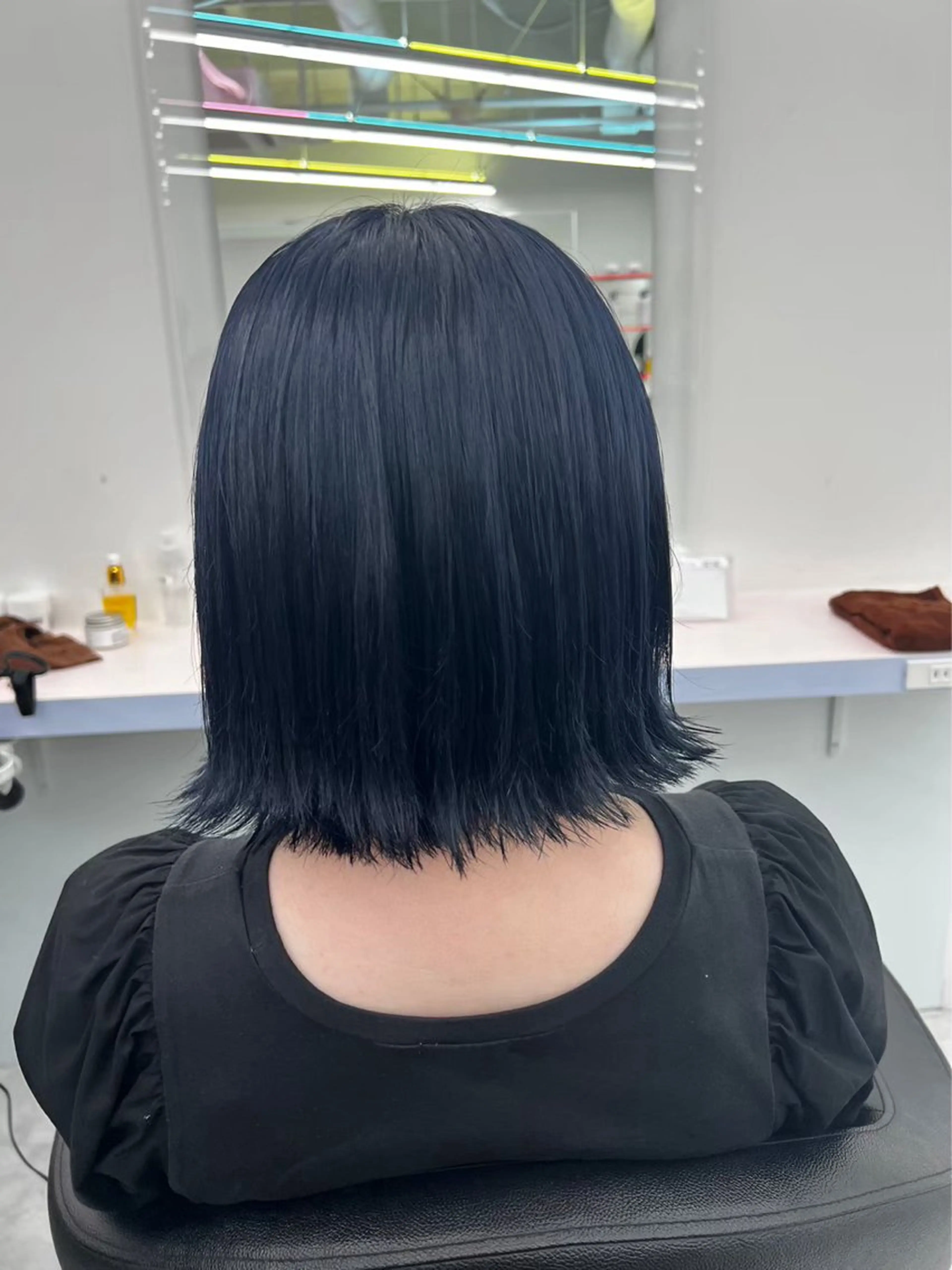 ミディアム カラー パーマ ヘアアレンジ 透明感ブリーチカラー 🌈TOMOHIROのヘアスタイル