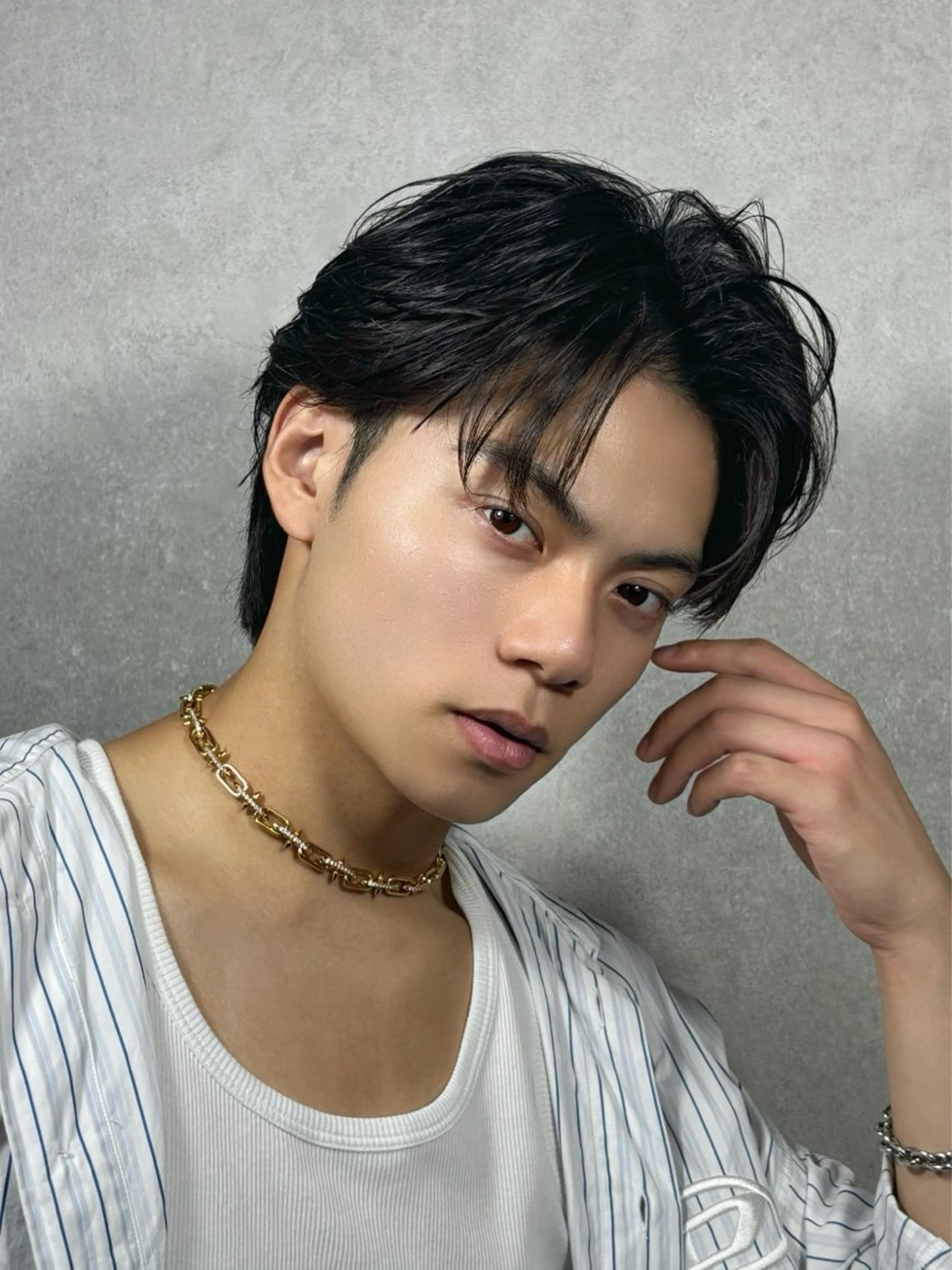 ショート メンズ カット ✨️センターパート/ 曲がる縮毛矯正✨️のヘアスタイル